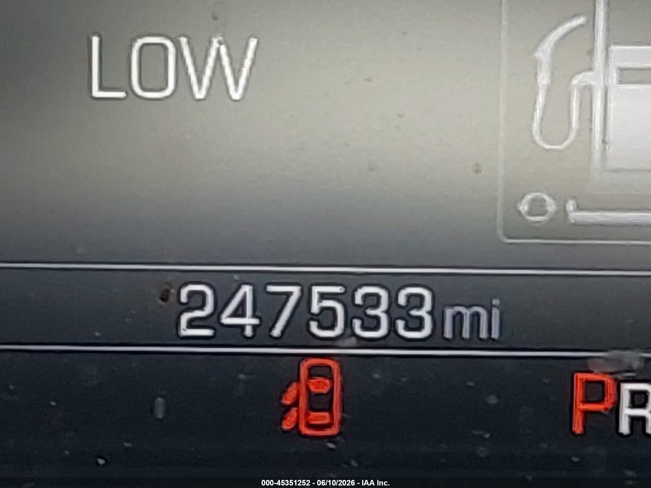 2015 Gmc Sierra 1500 Sle Red vin: 1GTR1UEC5FZ146977