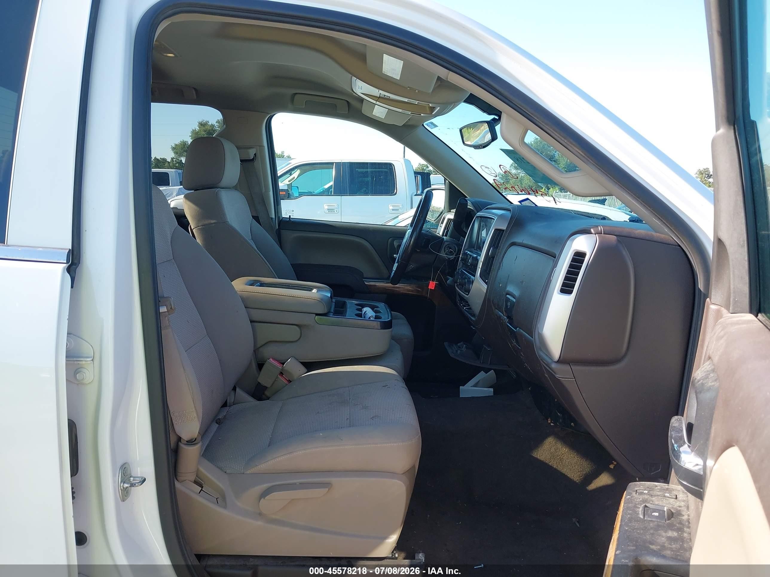 2015 Gmc Sierra 1500 Sle Белый vin: 1GTR1UEC6FZ351336