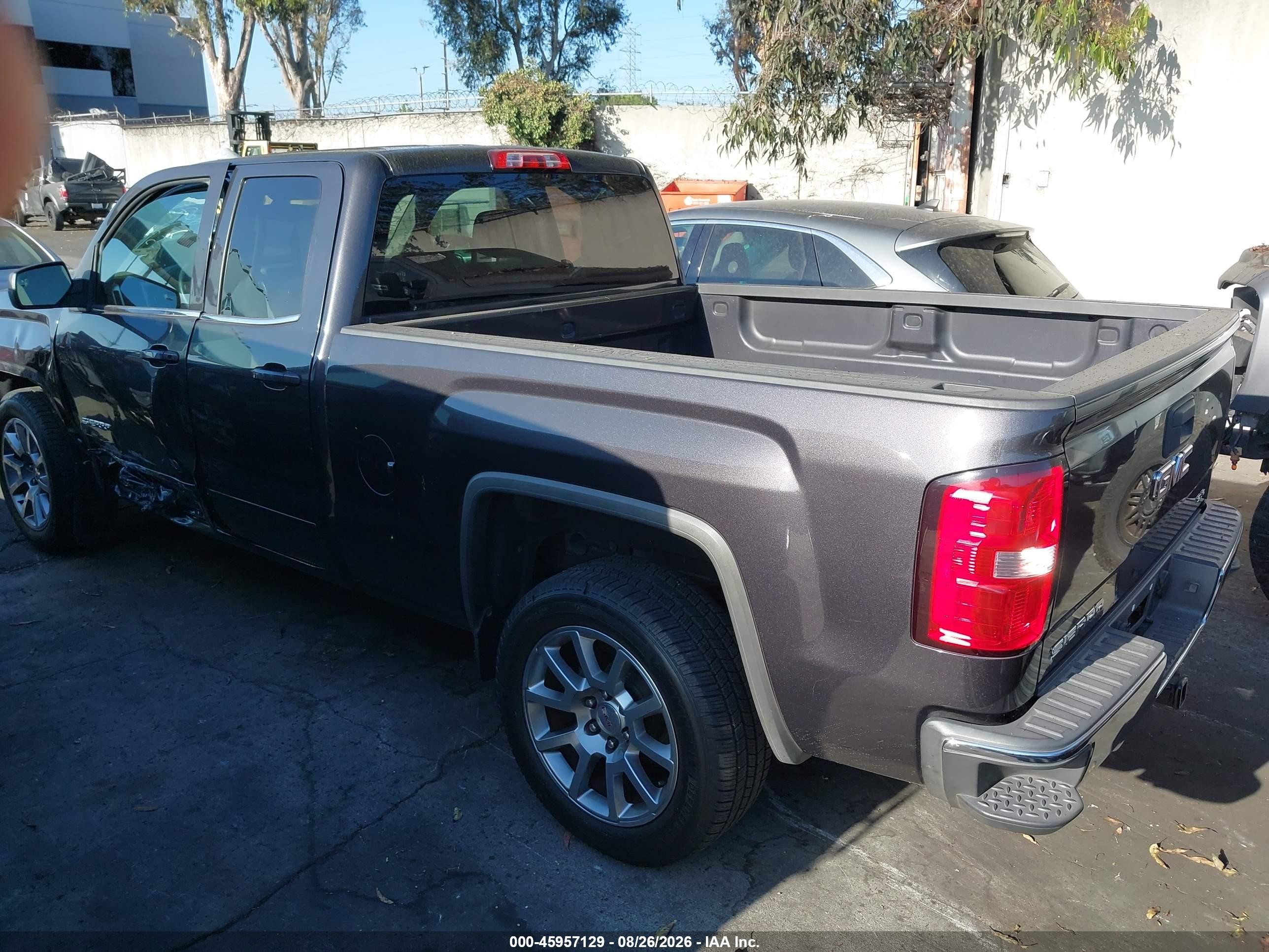 2015 Gmc Sierra 1500 Sle Gray vin: 1GTR1UEC6FZ390296