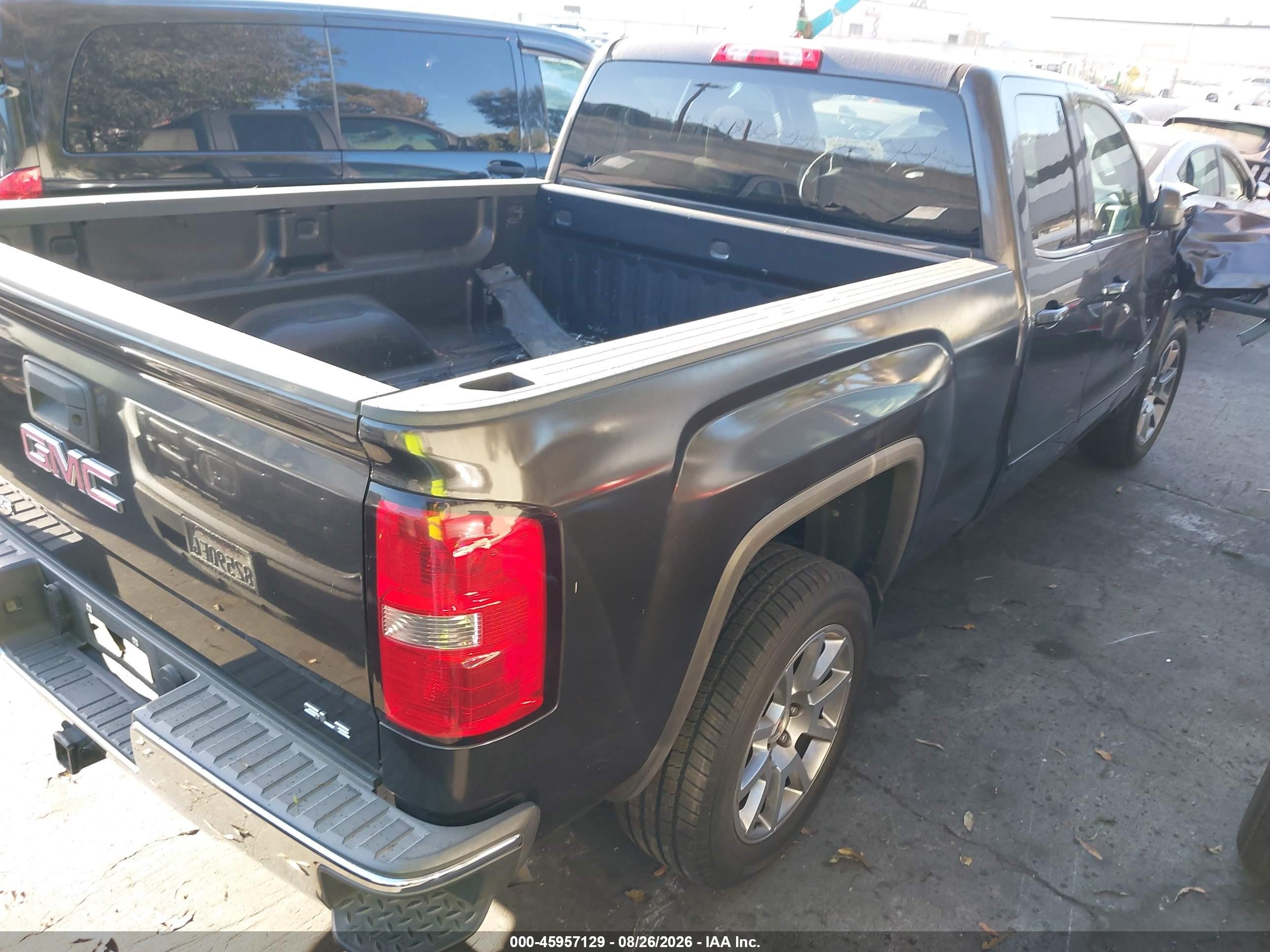 2015 Gmc Sierra 1500 Sle Gray vin: 1GTR1UEC6FZ390296