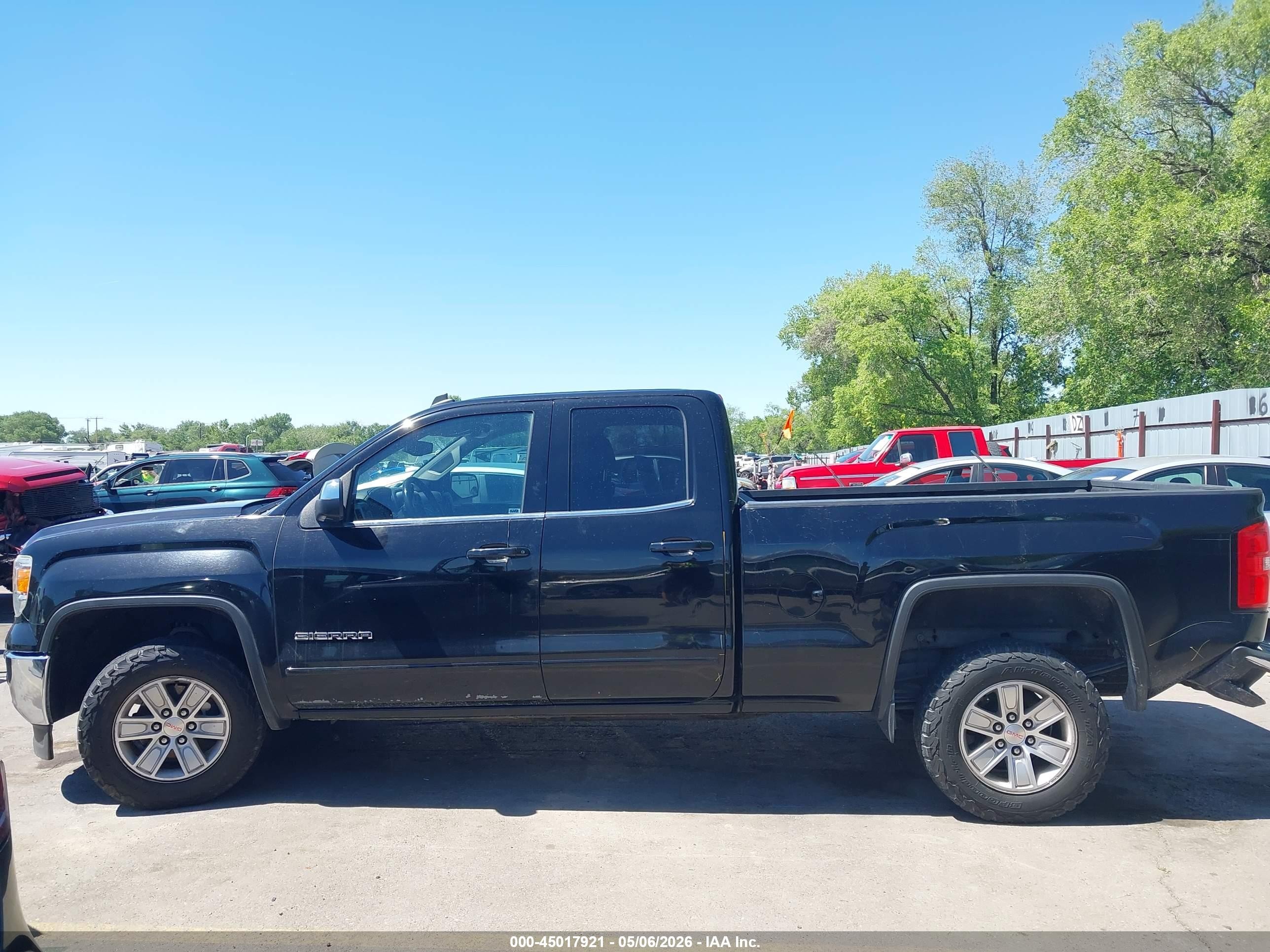 2014 Gmc Sierra 1500 Sle Black vin: 1GTR1UEC8EZ264228