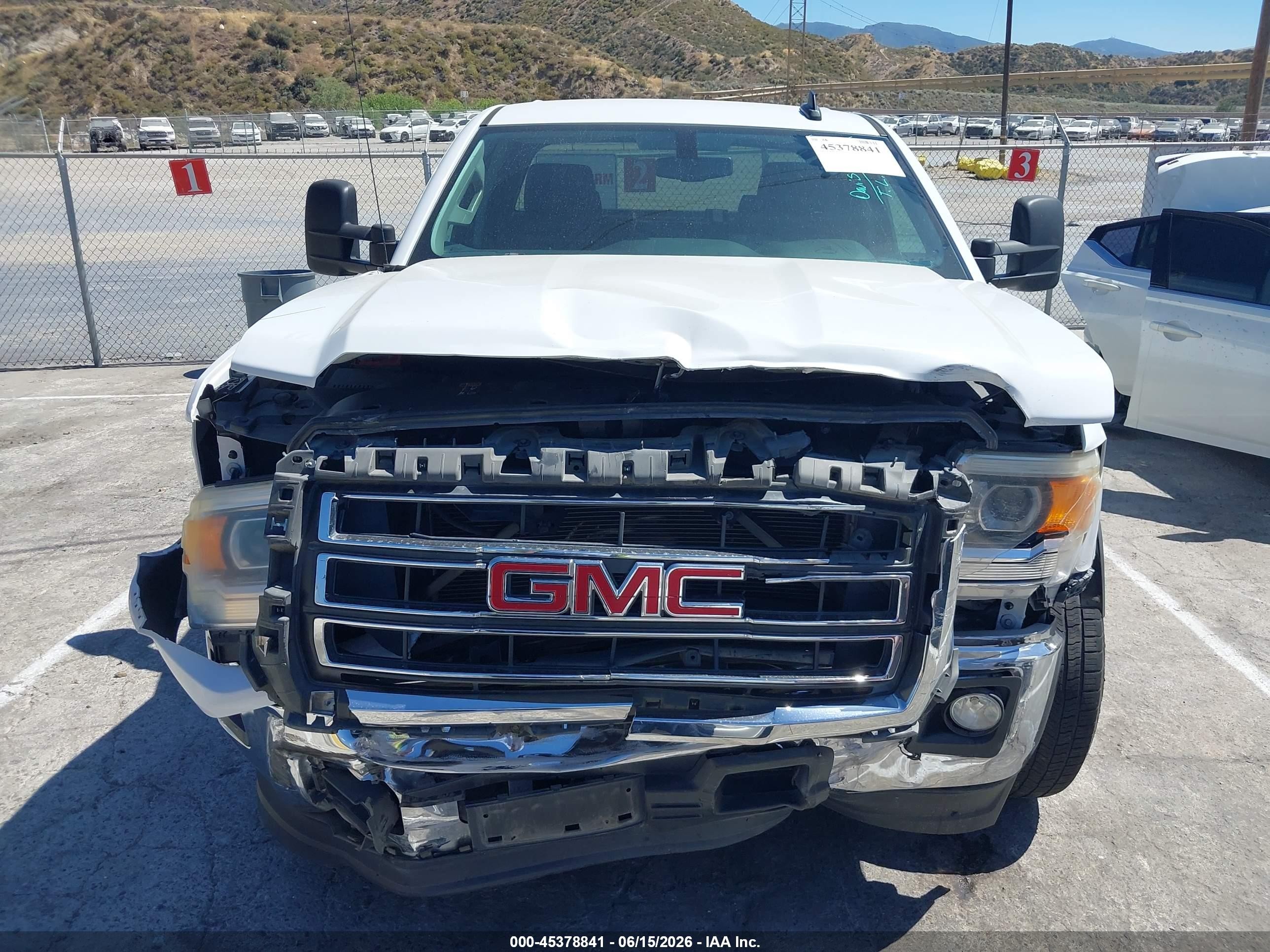 2015 Gmc Sierra 1500 Sle White vin: 1GTR1UEC8FZ289955
