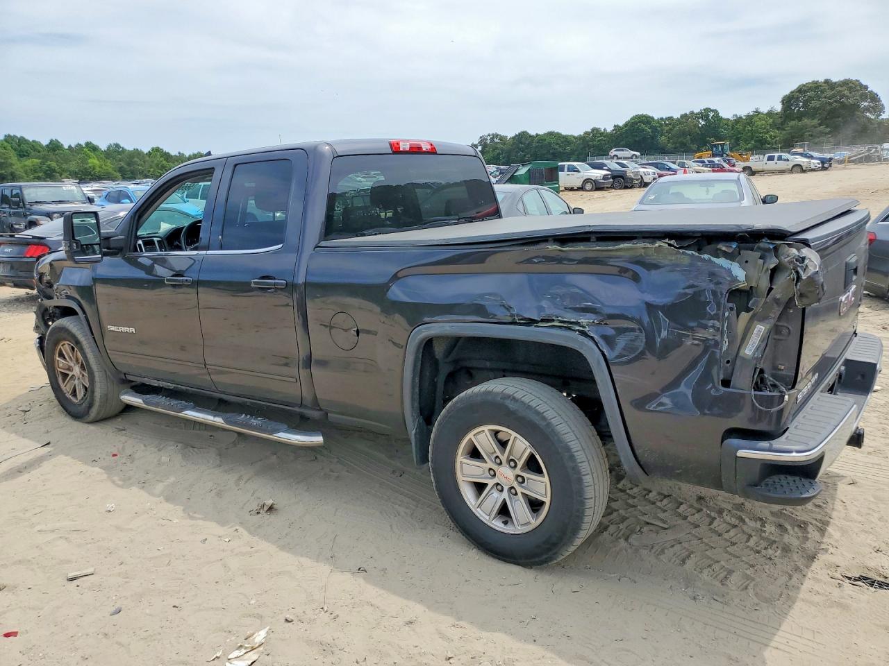 2015 Gmc Sierra C1500 Sle Черный vin: 1GTR1UEC8FZ342654
