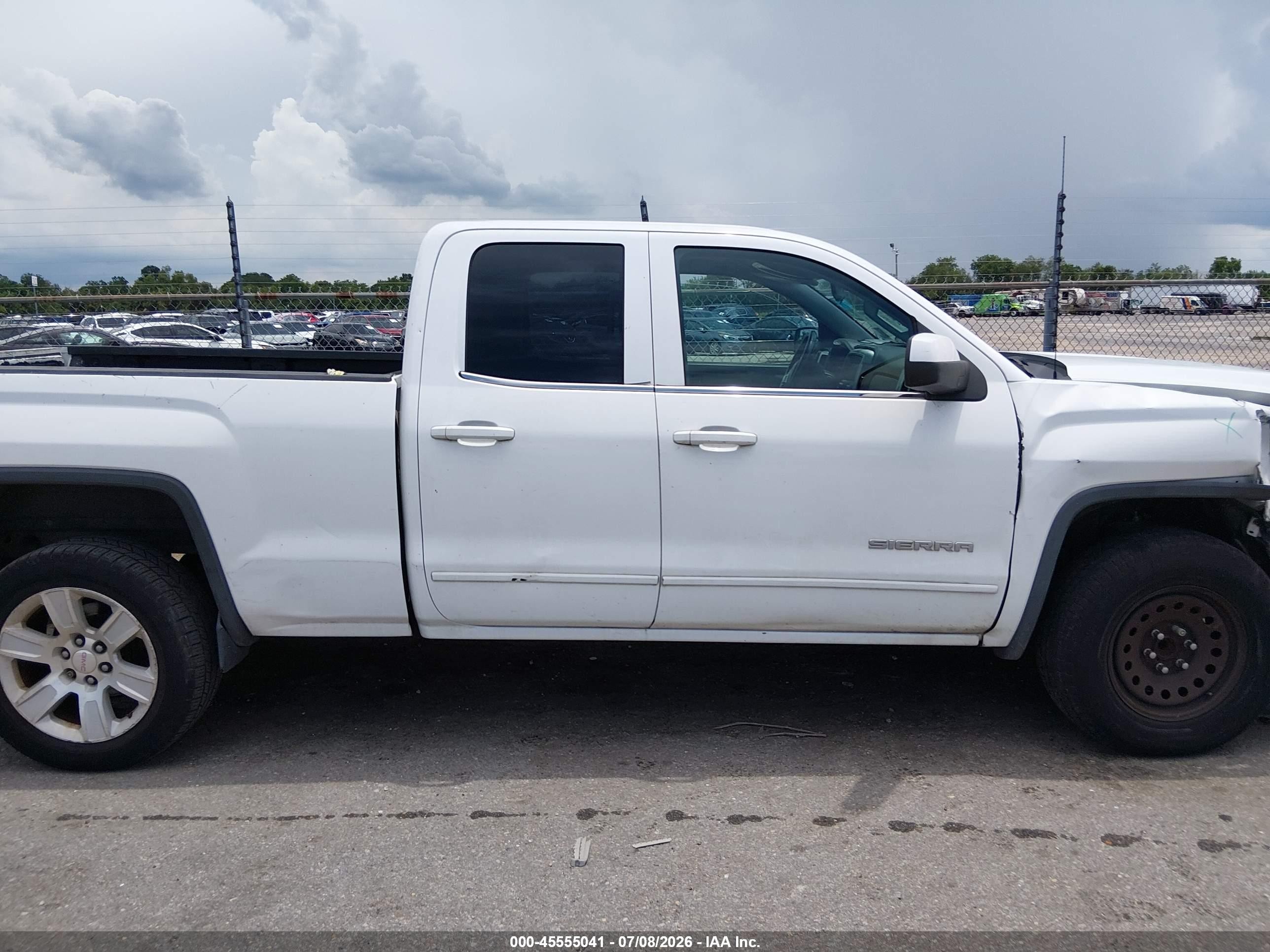 2015 Gmc Sierra 1500 Sle White vin: 1GTR1UEC8FZ397332