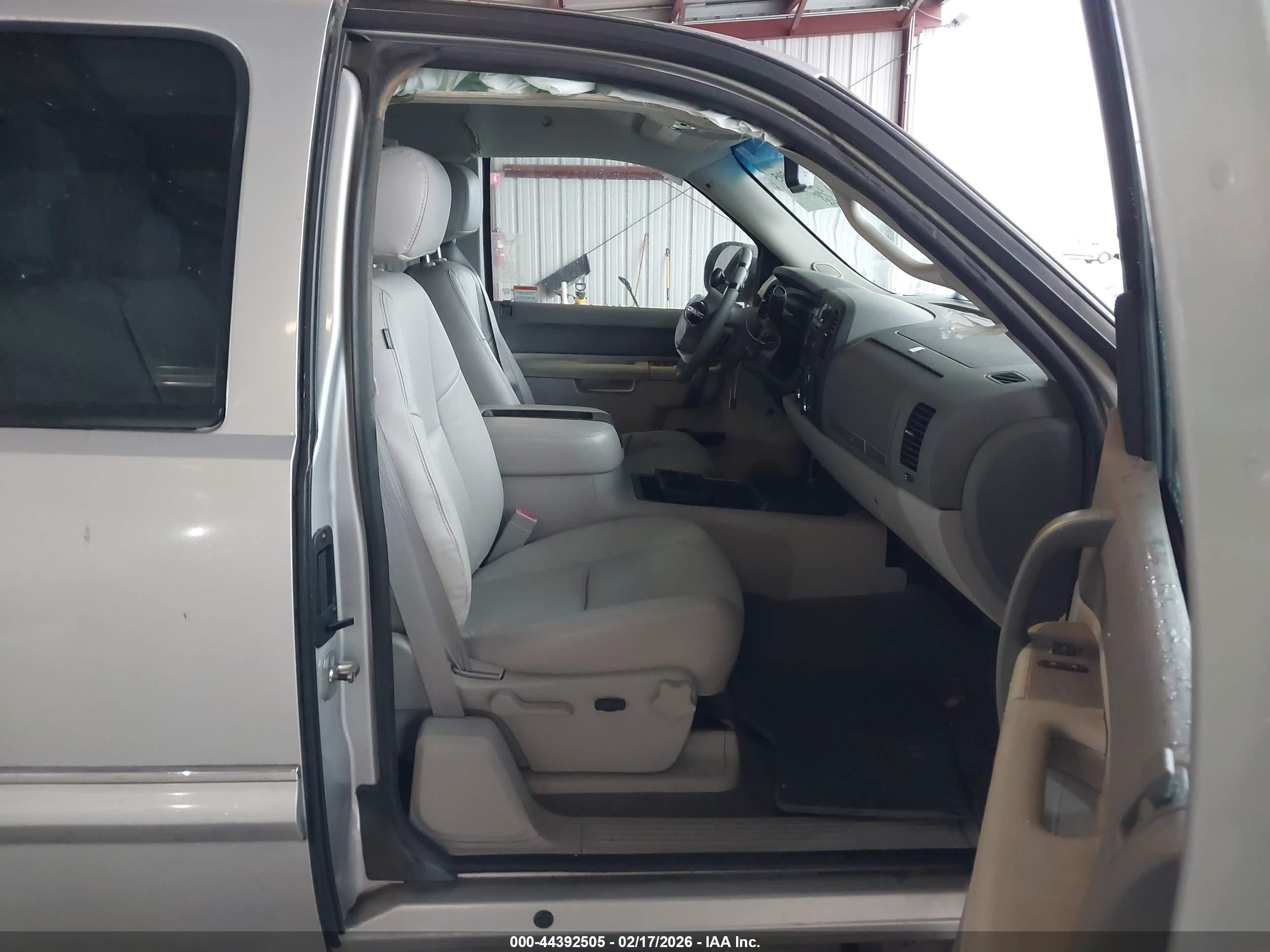 2011 Gmc Sierra 1500 Sle Silver vin: 1GTR1VE00BZ381583