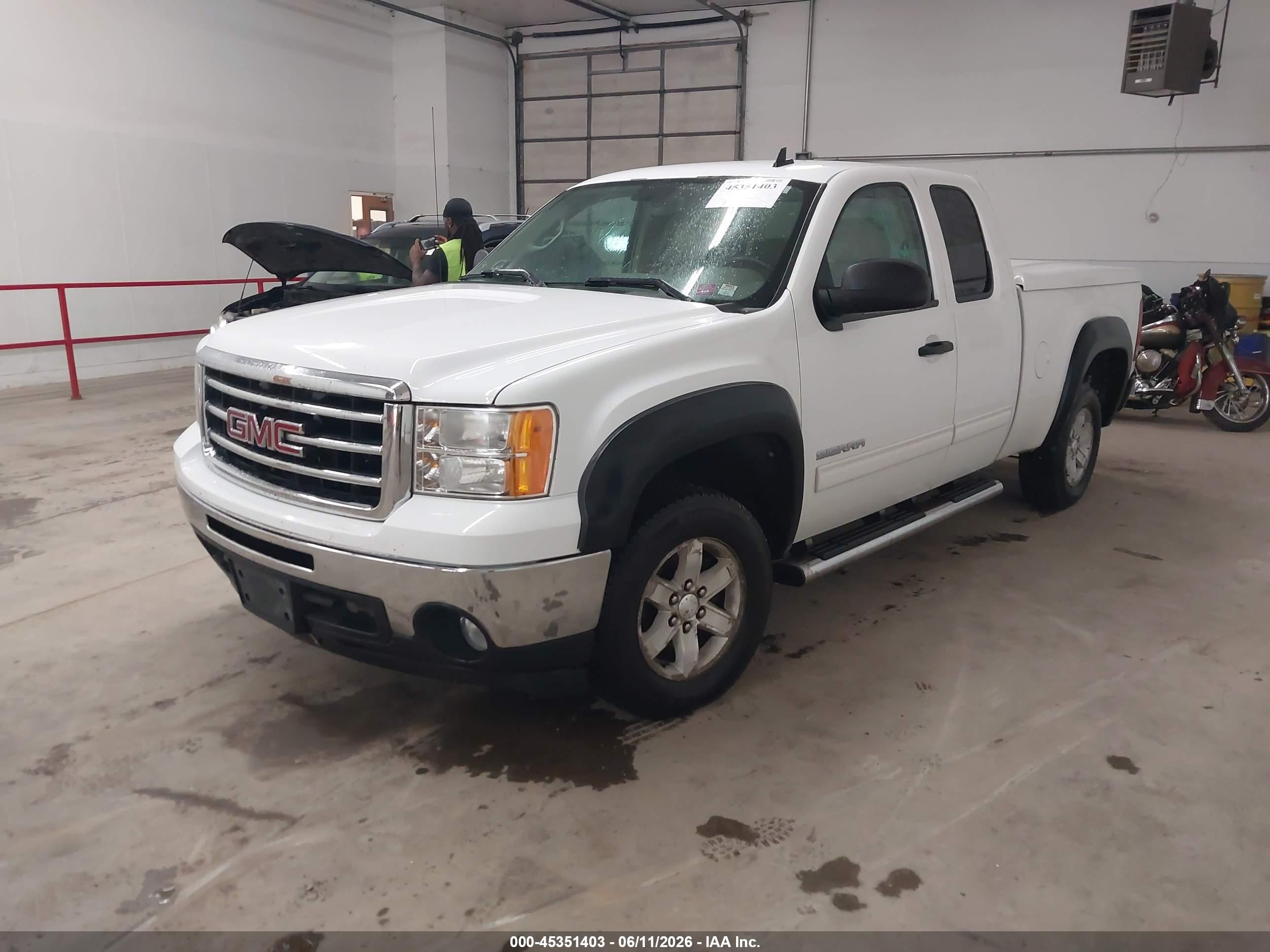 2012 Gmc Sierra 1500 Sle White vin: 1GTR1VE02CZ219228