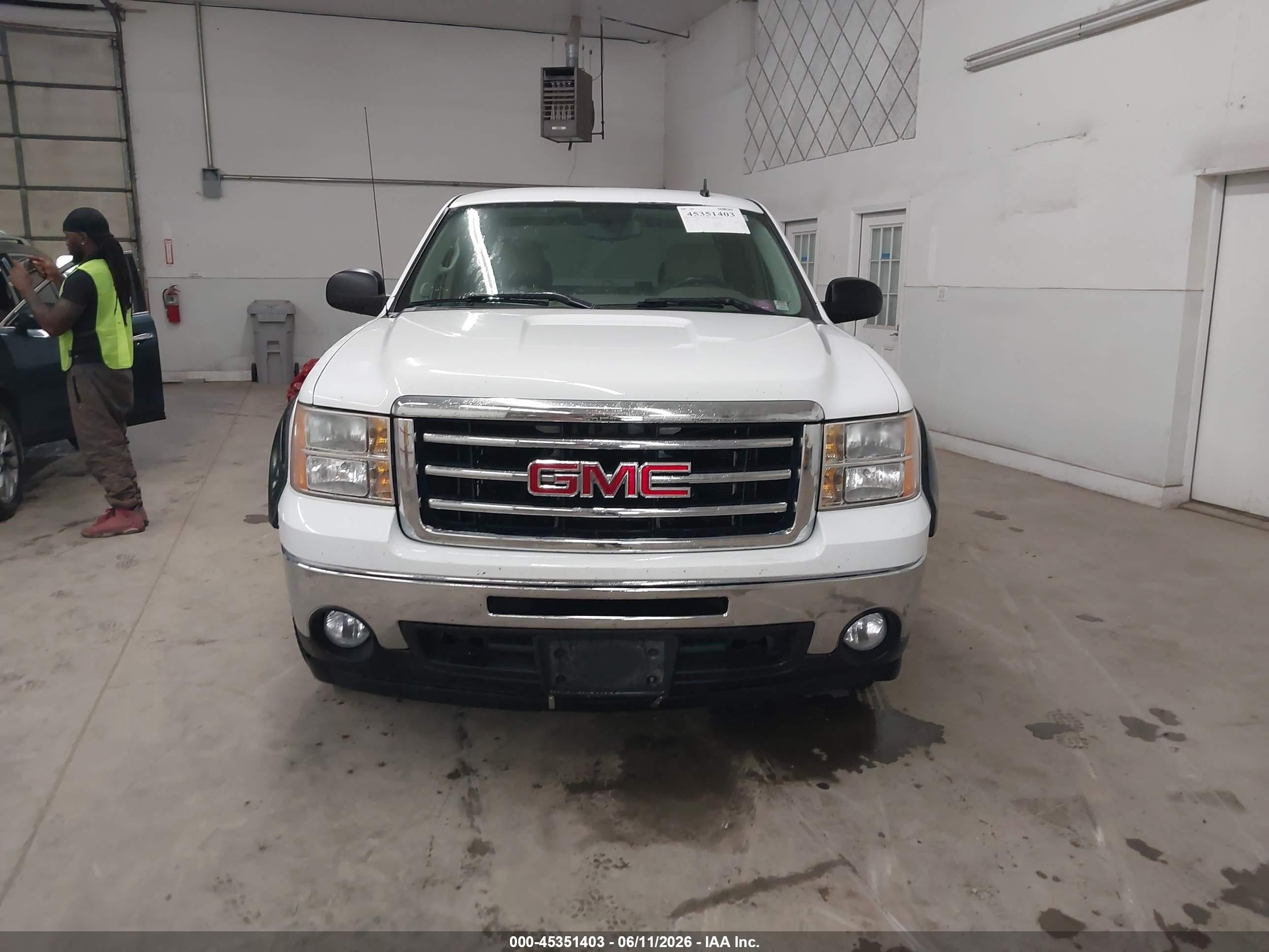 2012 Gmc Sierra 1500 Sle White vin: 1GTR1VE02CZ219228