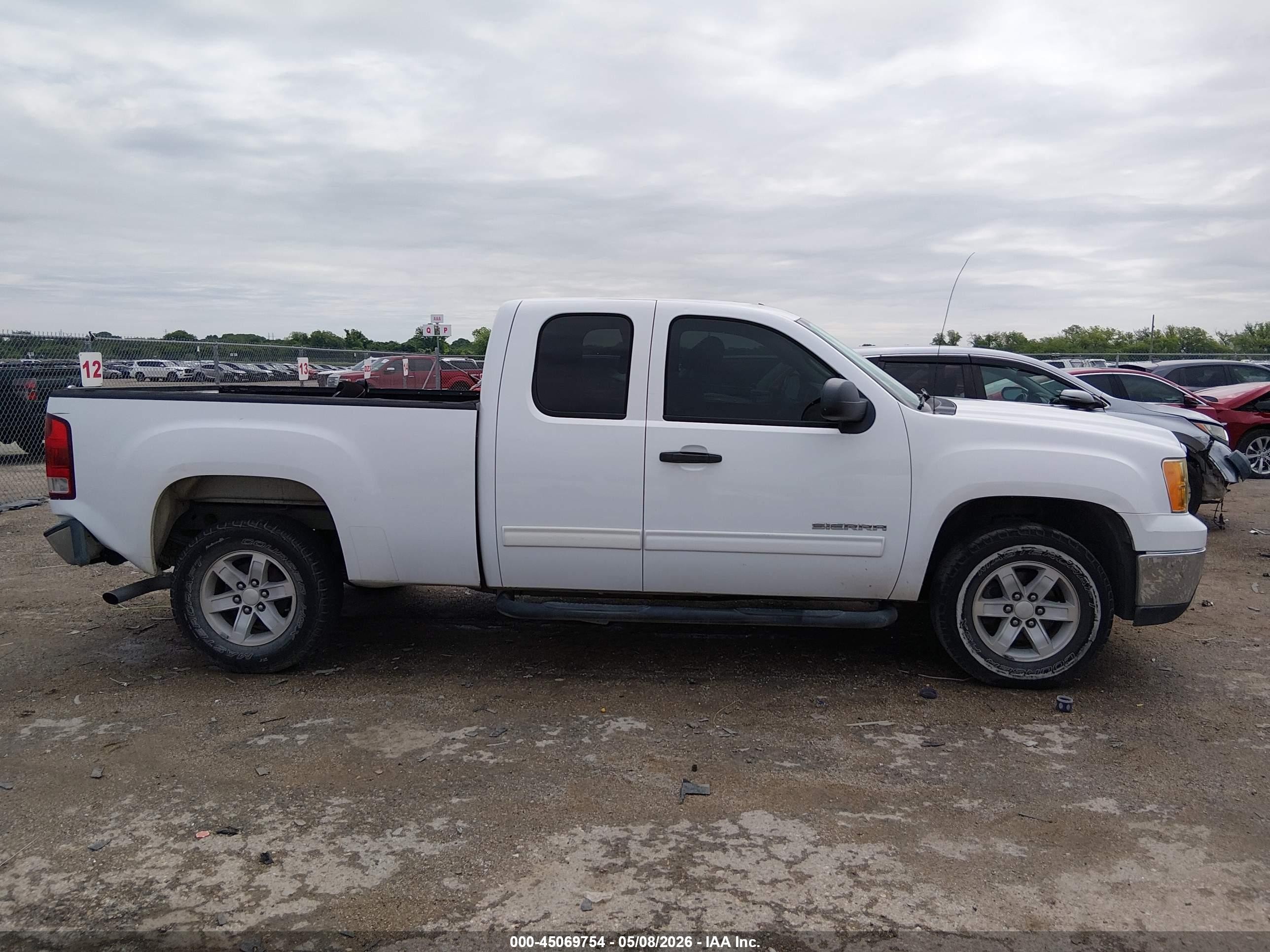 2013 Gmc Sierra 1500 Sle White vin: 1GTR1VE04DZ176769