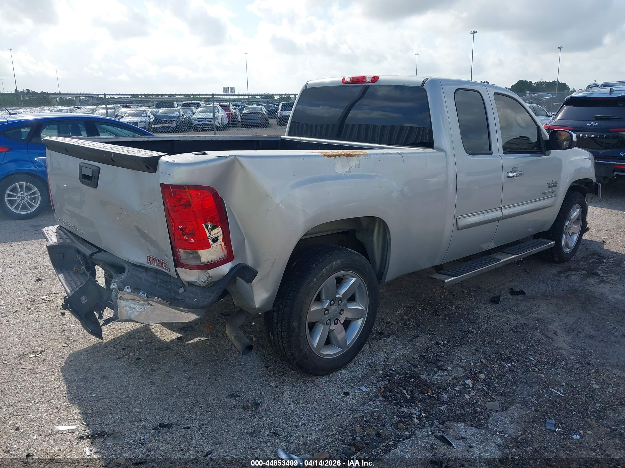 2013 Gmc Sierra 1500 Sle Silver vin: 1GTR1VE04DZ225193