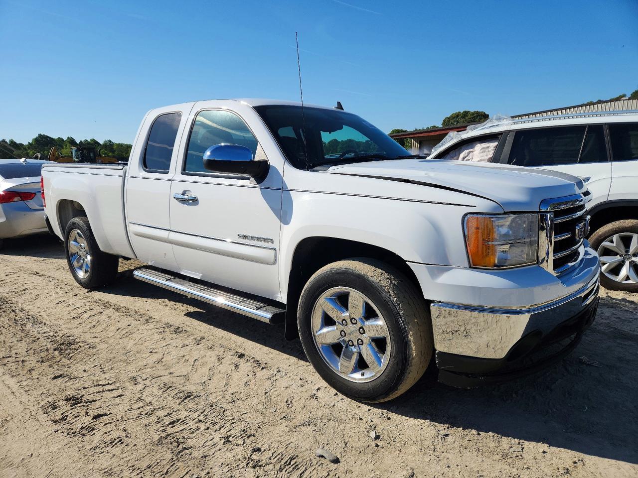 2013 Gmc Sierra K1500 Sle White vin: 1GTR1VE05DZ258333
