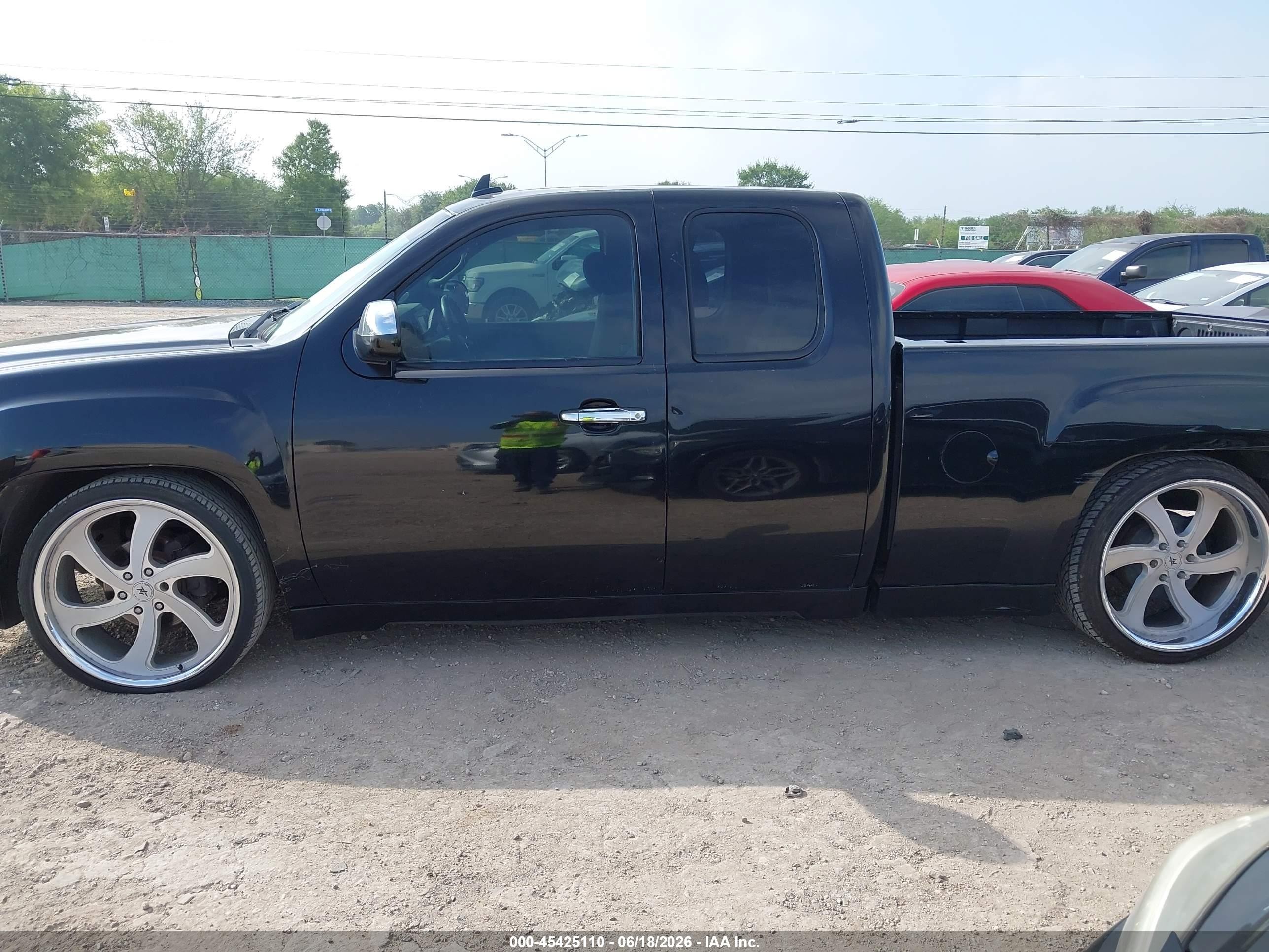 2011 Gmc Sierra 1500 Sle Black vin: 1GTR1VE06BZ131331