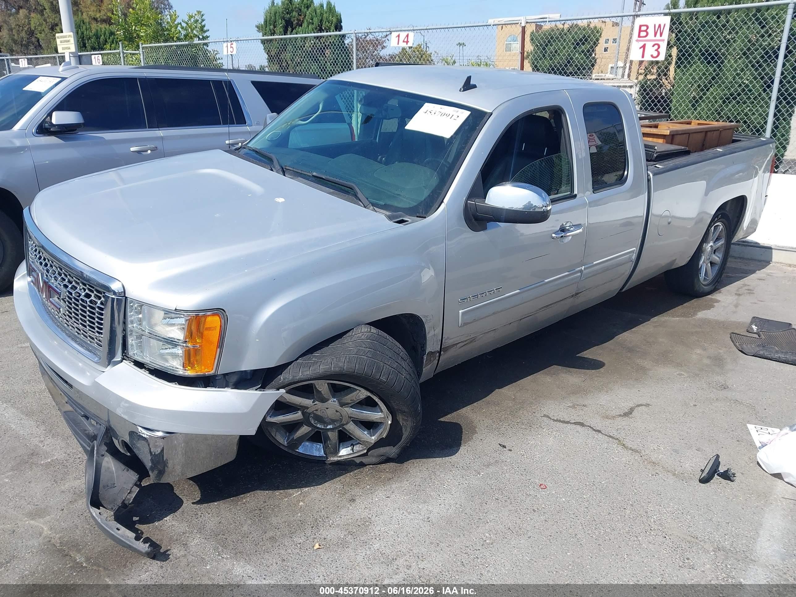 2012 Gmc Sierra 1500 Sle Silver vin: 1GTR1VE08CZ255862