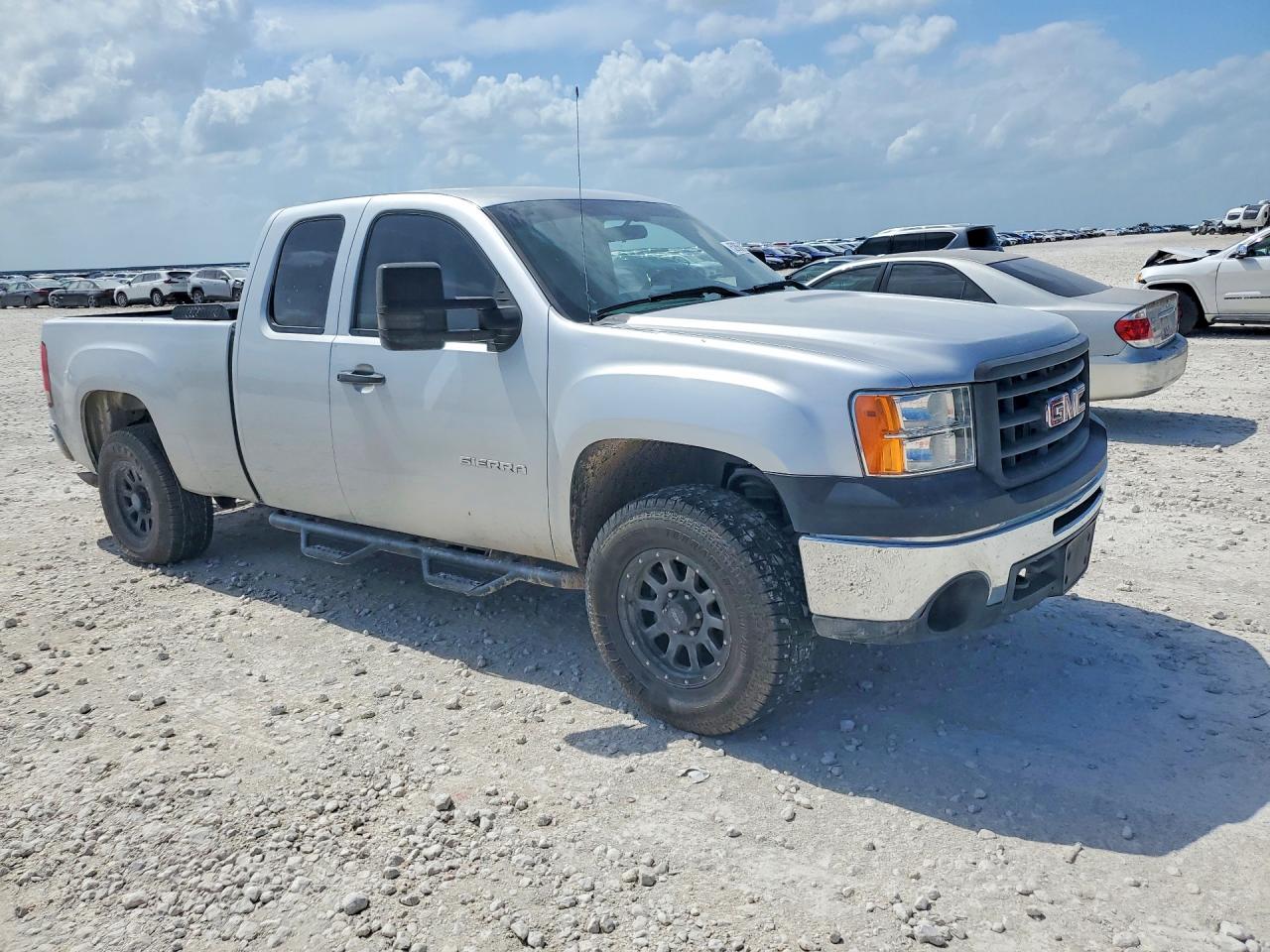 2013 Gmc Sierra K1500 Silver vin: 1GTR2TE73DZ262878