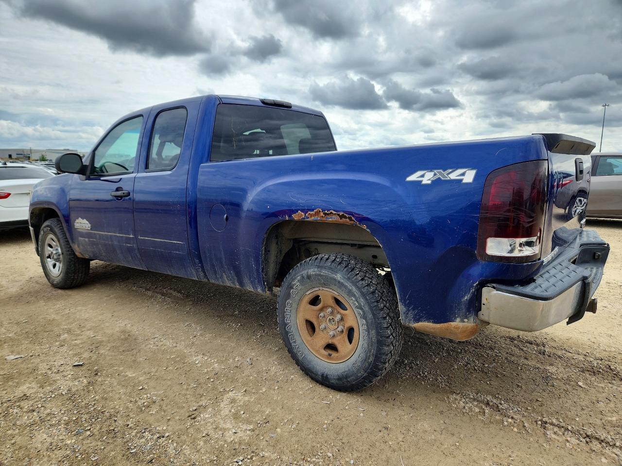 2013 Gmc Sierra K1500 Sl Blue vin: 1GTR2UEA0DZ229676