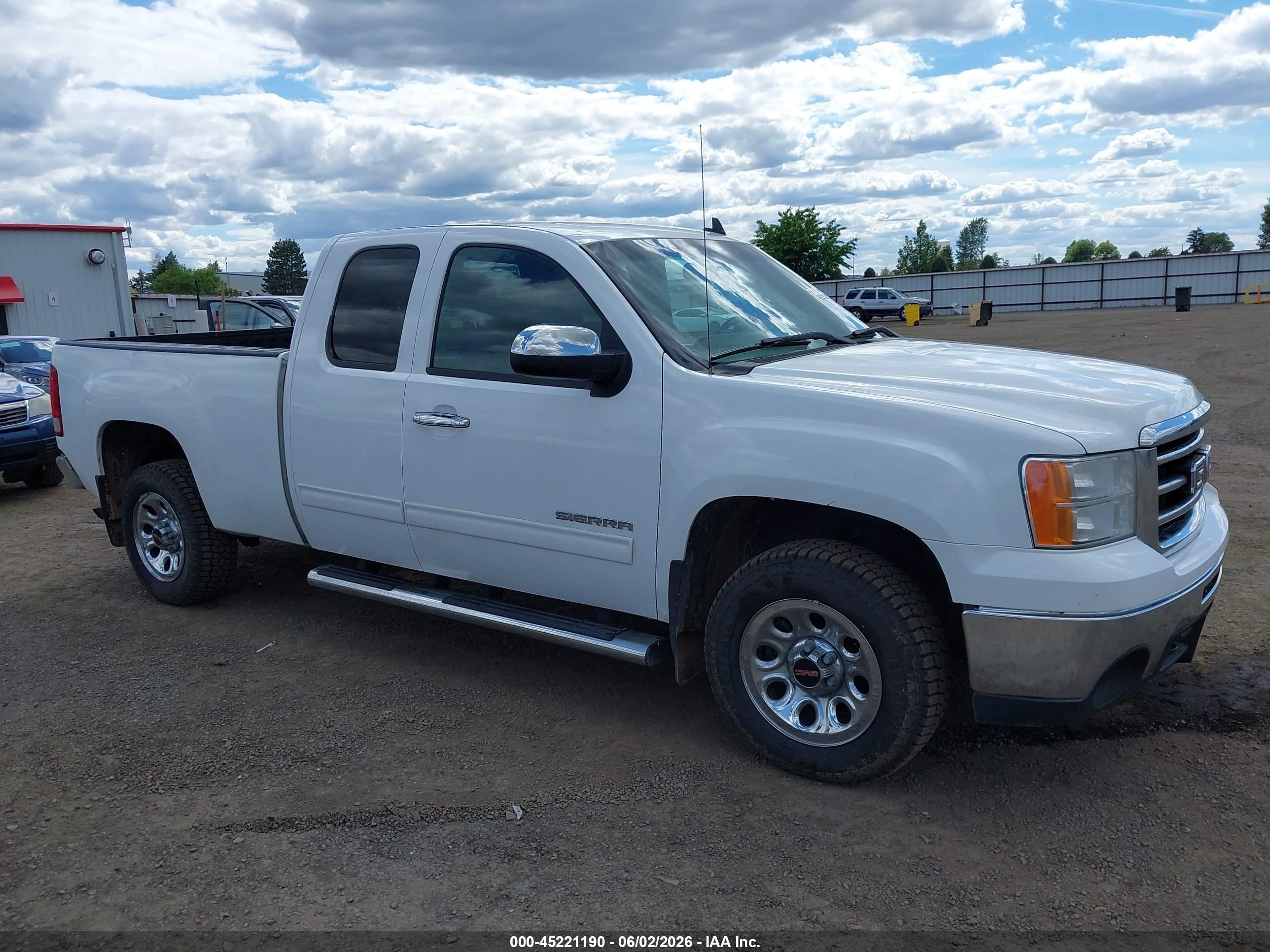 2013 Gmc Sierra 1500 Sl White vin: 1GTR2UEA2DZ404283