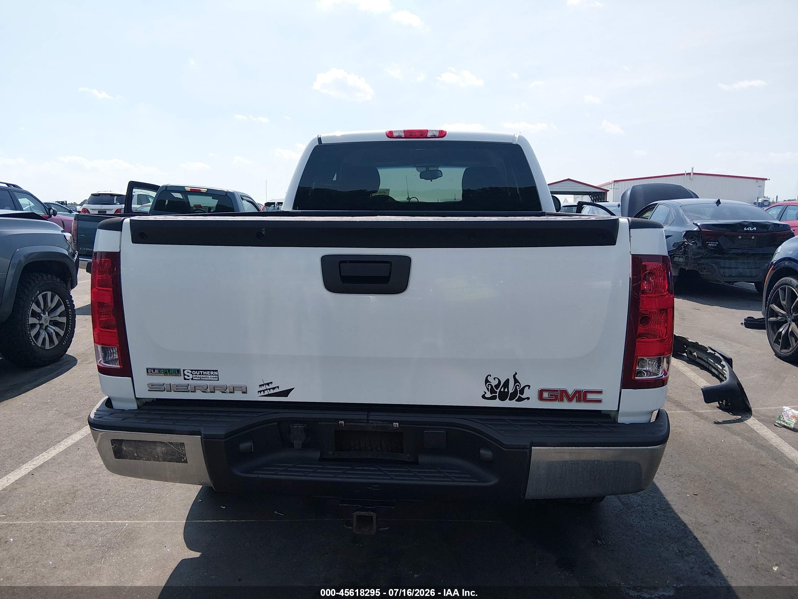2011 Gmc Sierra 1500 Sl White vin: 1GTR2UEA7BZ393875