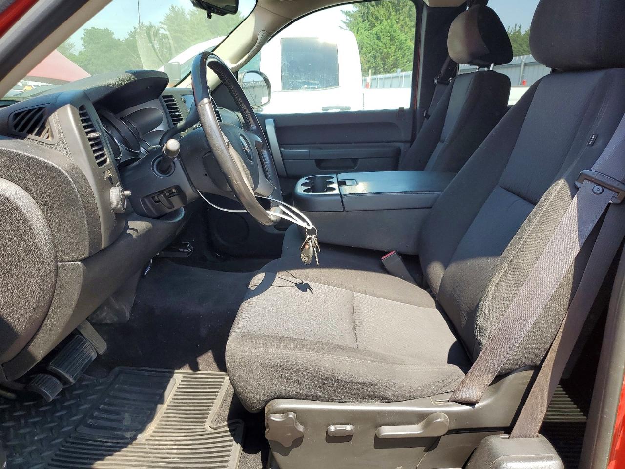 2011 Gmc Sierra Red vin: 1GTR2VE03BZ279076