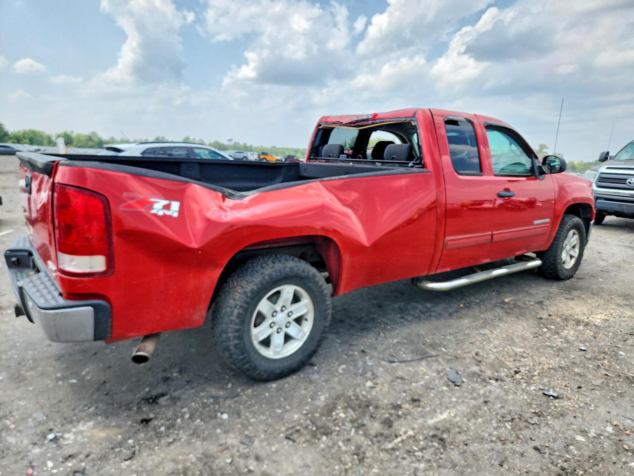 2011 Gmc Sierra K1500 Sle Red vin: 1GTR2VE04BZ162266