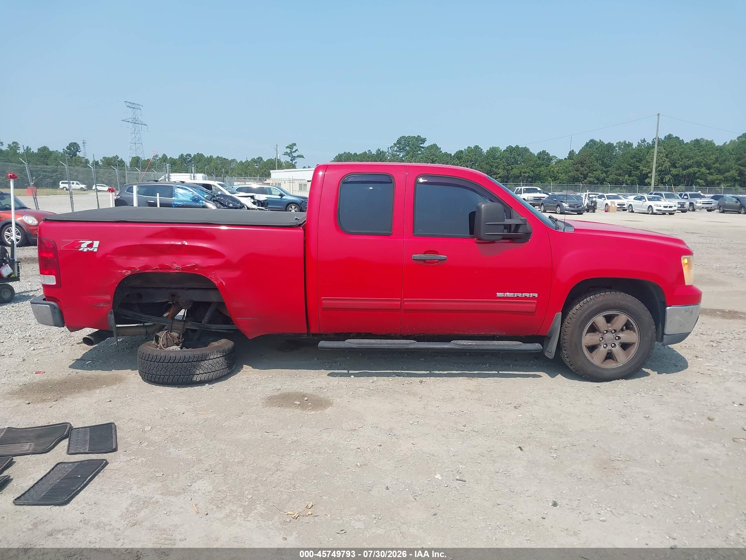 2011 Gmc Sierra 1500 Sle Red vin: 1GTR2VE22BZ237791