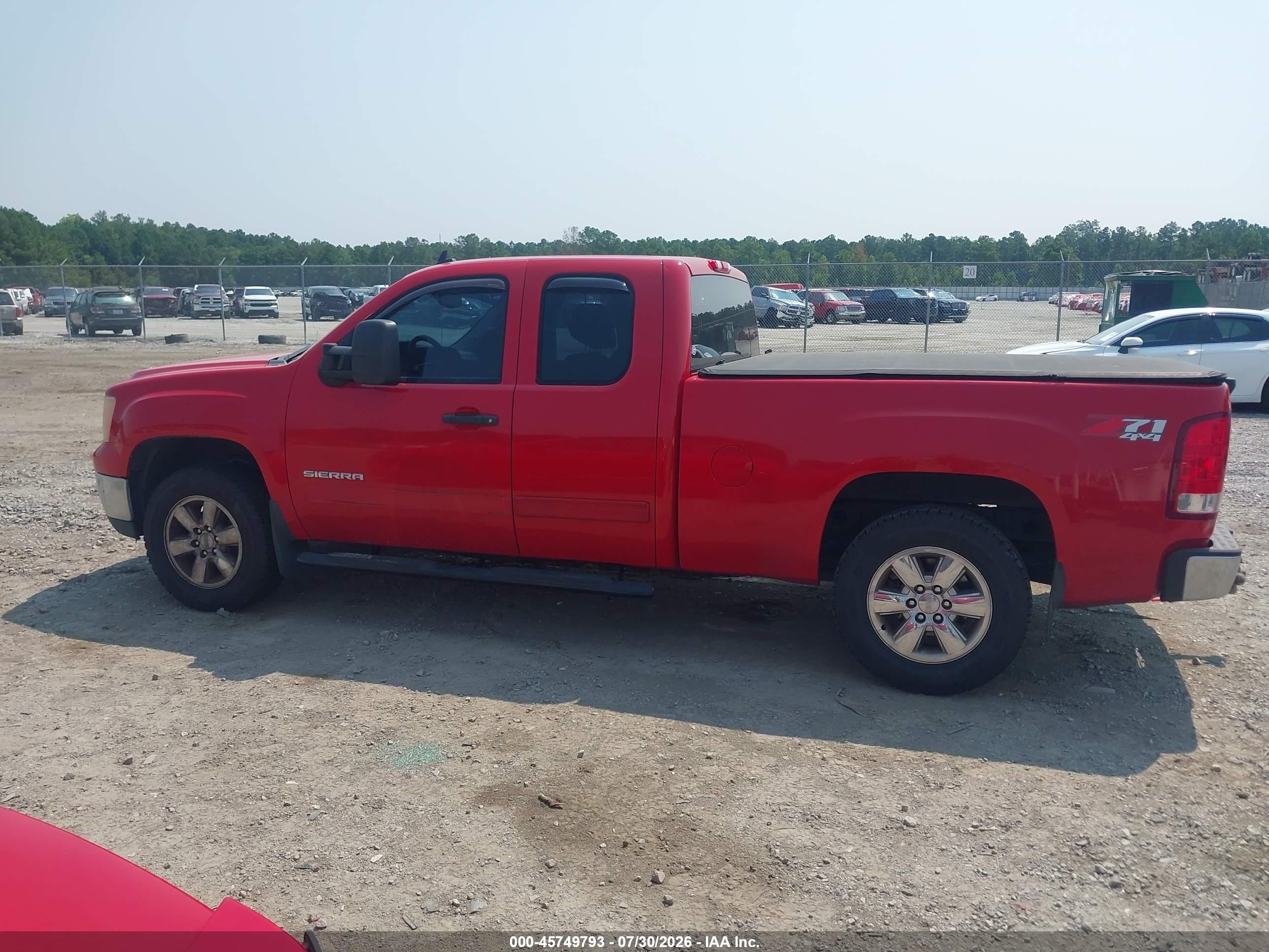 2011 Gmc Sierra 1500 Sle Red vin: 1GTR2VE22BZ237791