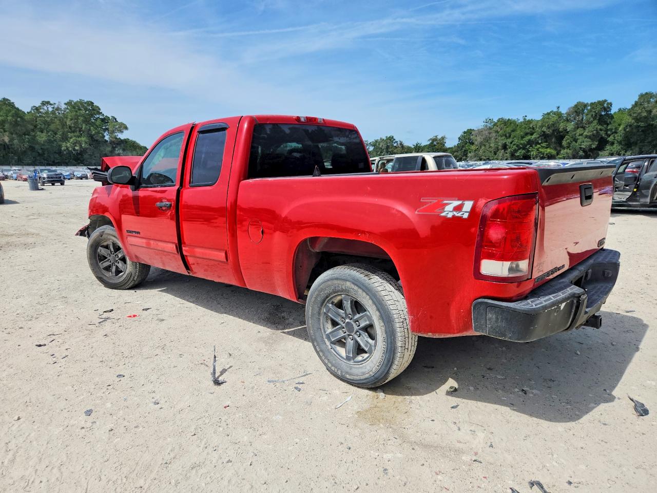 2011 Gmc Sierra K1500 Sle Red vin: 1GTR2VE30BZ411639