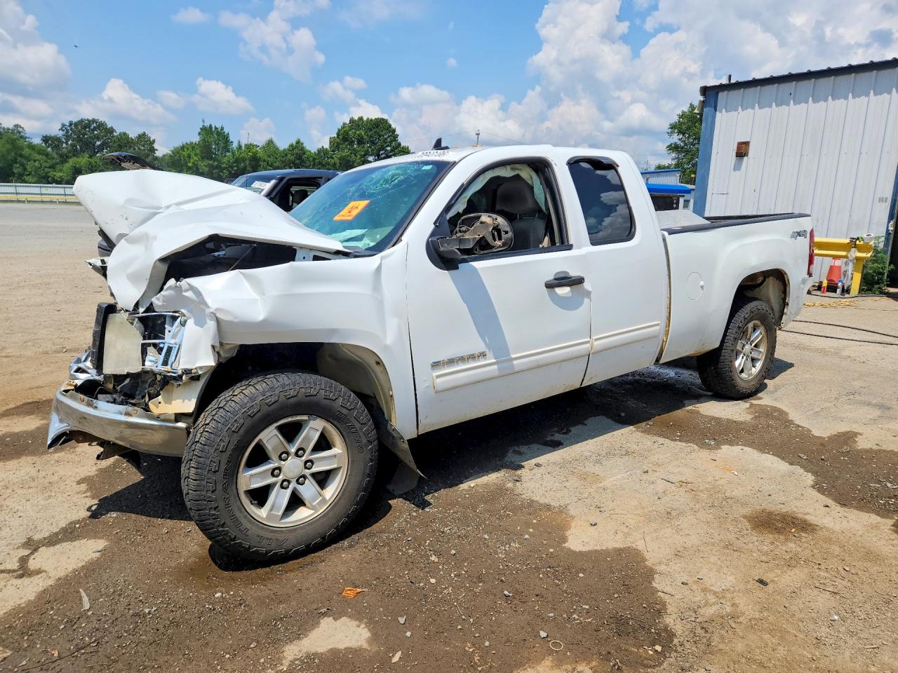2011 Gmc Sierra K1500 Sle White vin: 1GTR2VE31BZ110295