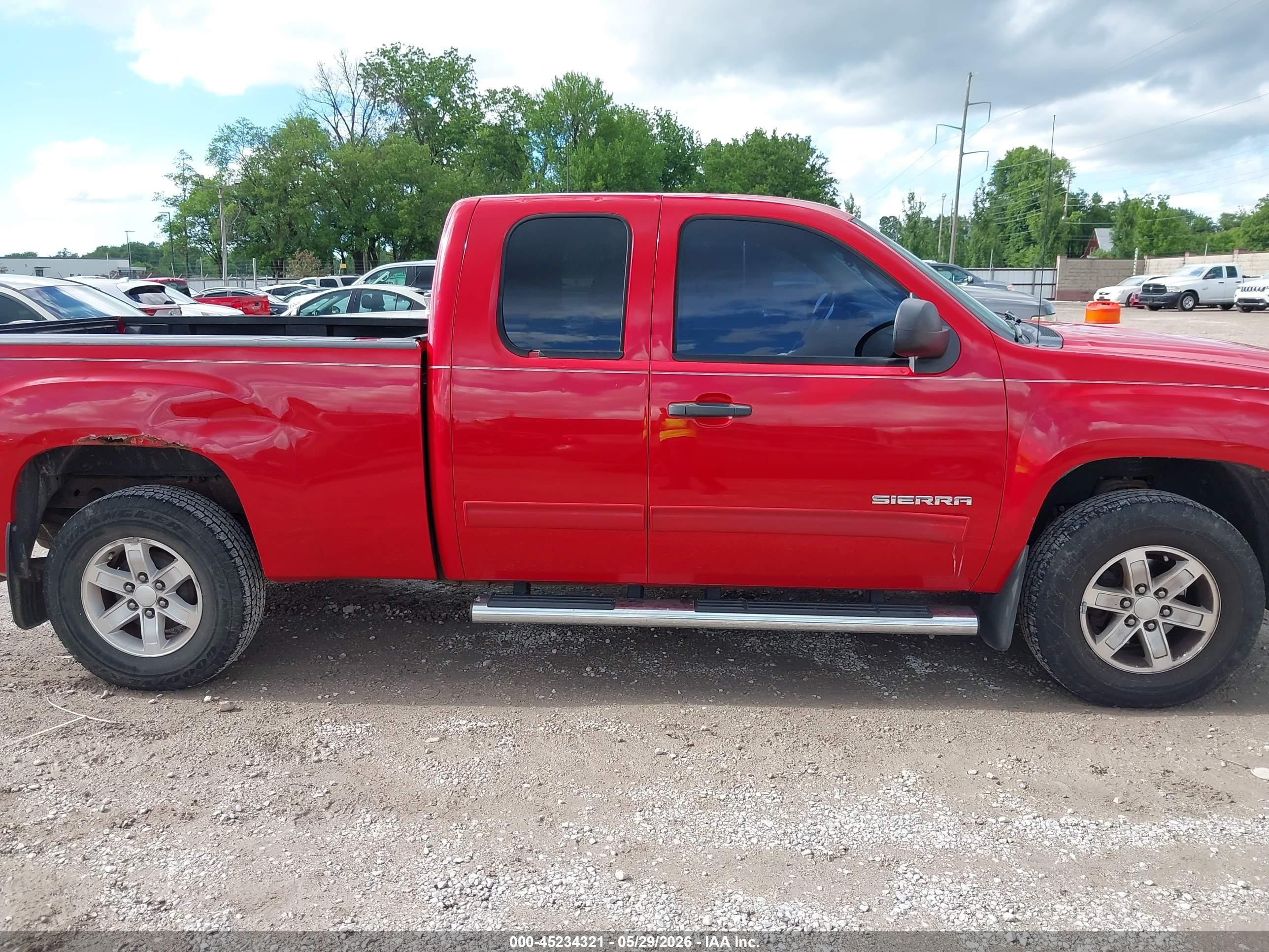 2011 Gmc Sierra 1500 Sle Red vin: 1GTR2VE31BZ437666