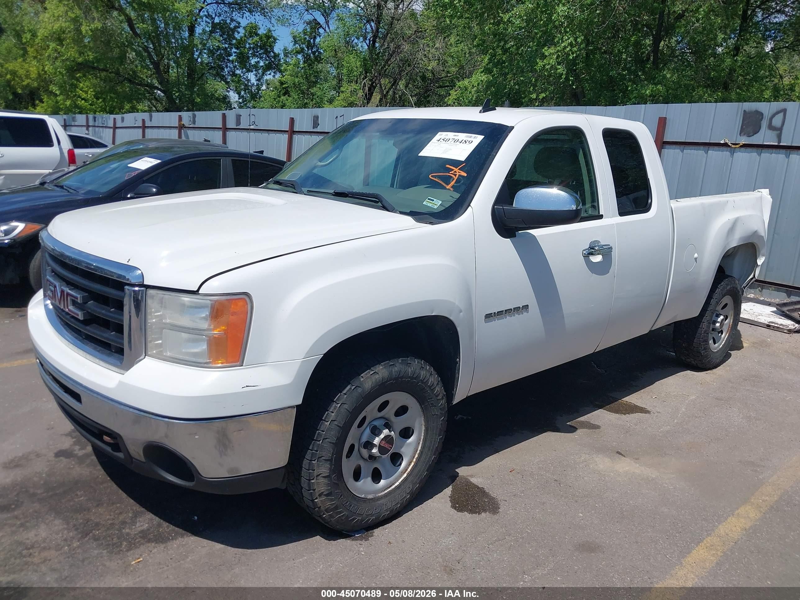 2011 Gmc Sierra 1500 Sle White vin: 1GTR2VE32BZ211152