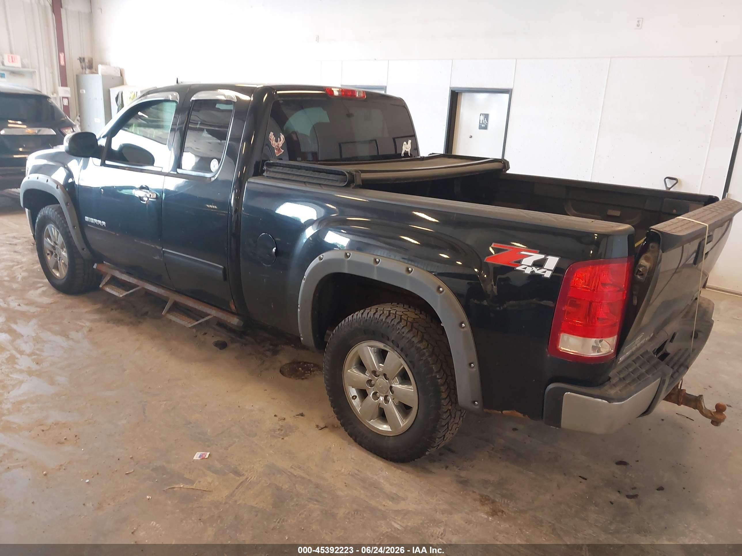 2011 Gmc Sierra 1500 Sle Black vin: 1GTR2VE33BZ294042