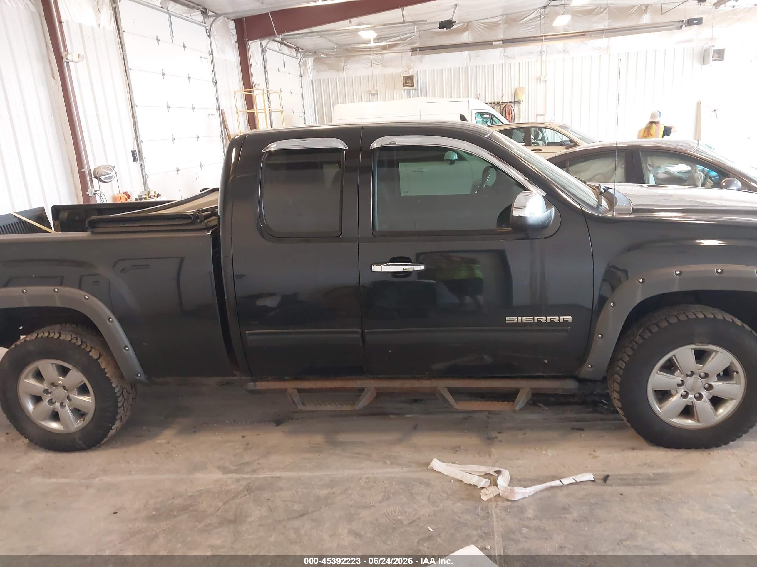 2011 Gmc Sierra 1500 Sle Black vin: 1GTR2VE33BZ294042
