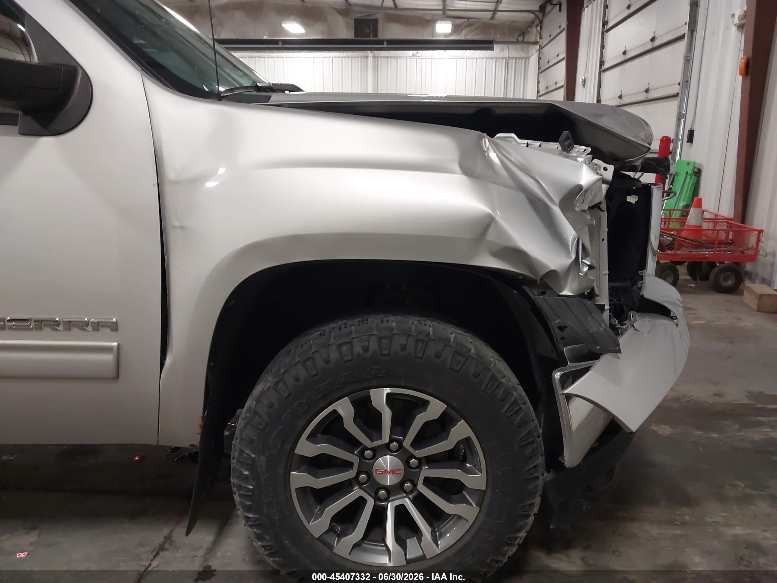 2011 Gmc Sierra 1500 Sle Серебряный vin: 1GTR2VE33BZ400389