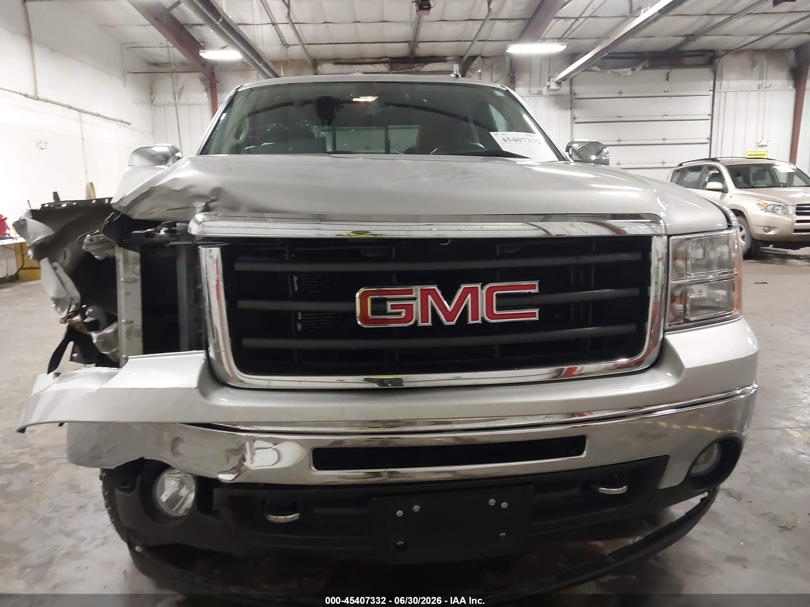 2011 Gmc Sierra 1500 Sle Серебряный vin: 1GTR2VE33BZ400389