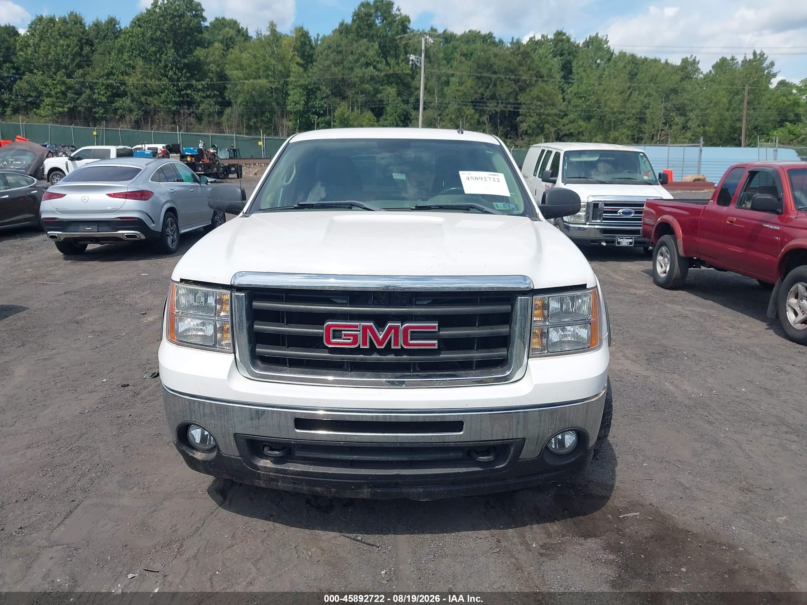 2011 Gmc Sierra 1500 Sle White vin: 1GTR2VE35BZ458116