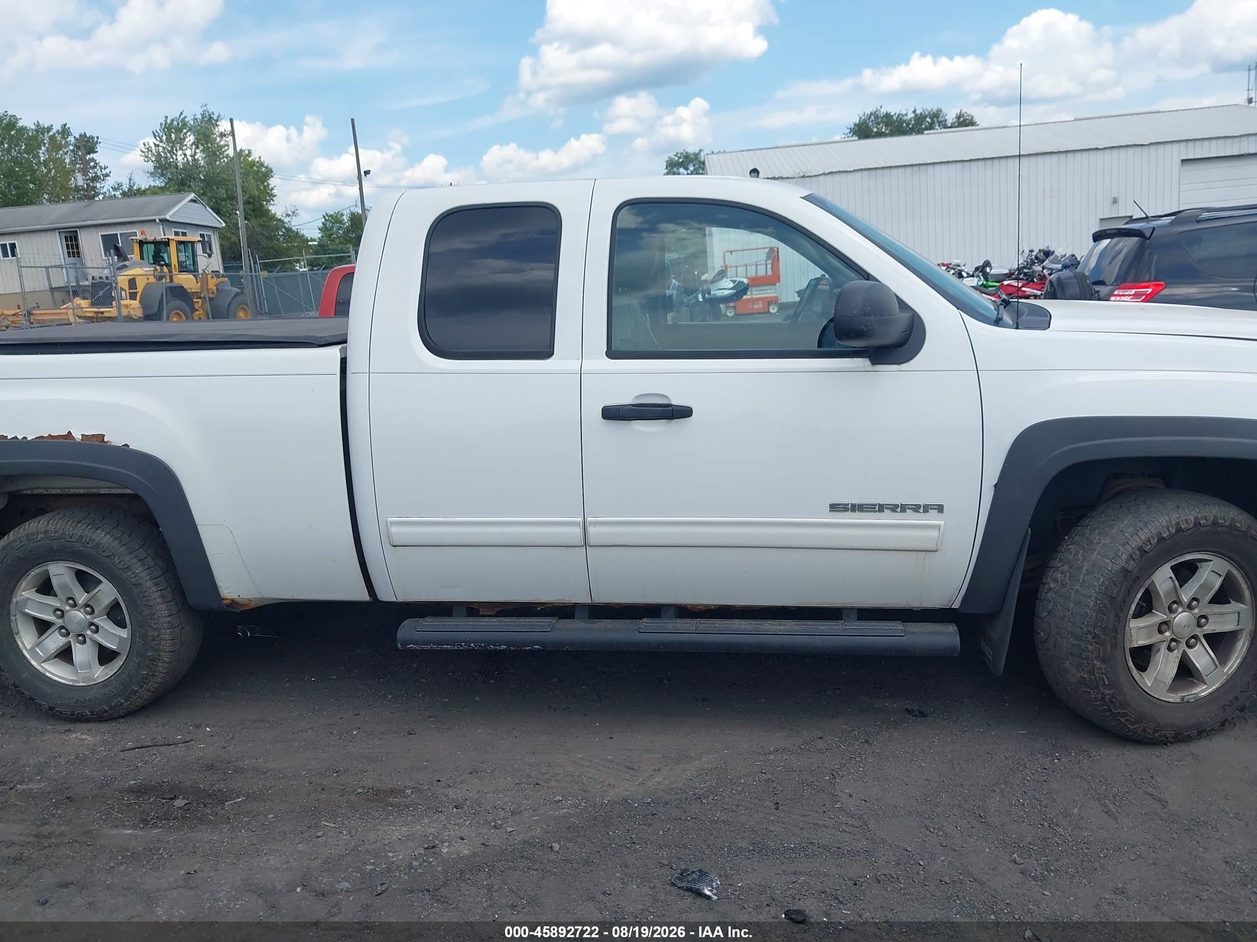 2011 Gmc Sierra 1500 Sle White vin: 1GTR2VE35BZ458116