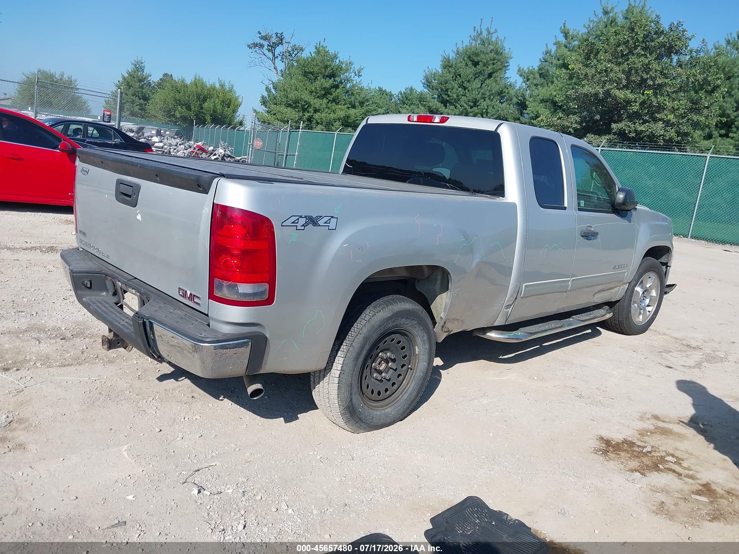 2011 Gmc Sierra 1500 Sle Silver vin: 1GTR2VE39BZ364904