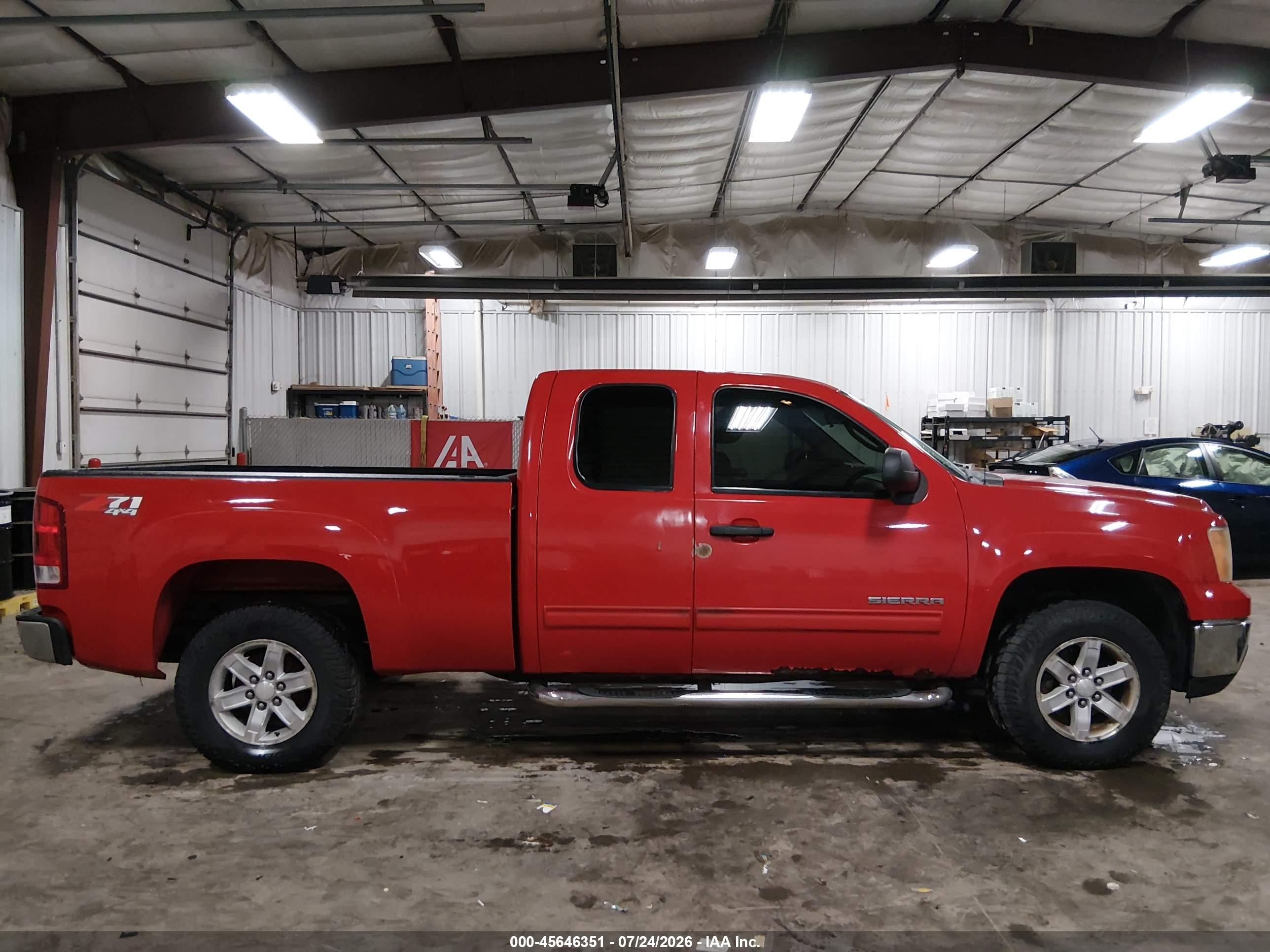 2011 Gmc Sierra 1500 Sle Red vin: 1GTR2VE39BZ368919