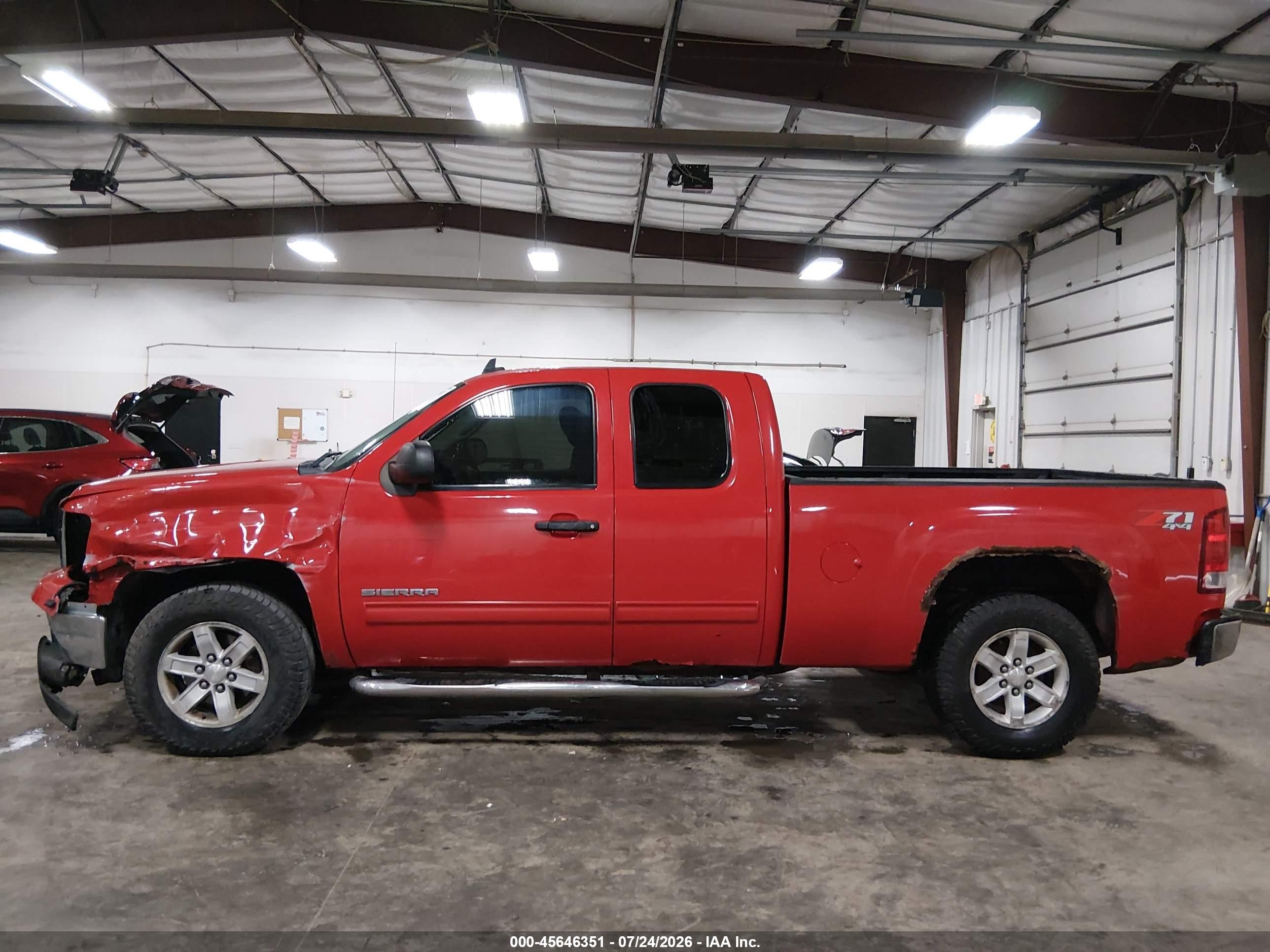 2011 Gmc Sierra 1500 Sle Red vin: 1GTR2VE39BZ368919