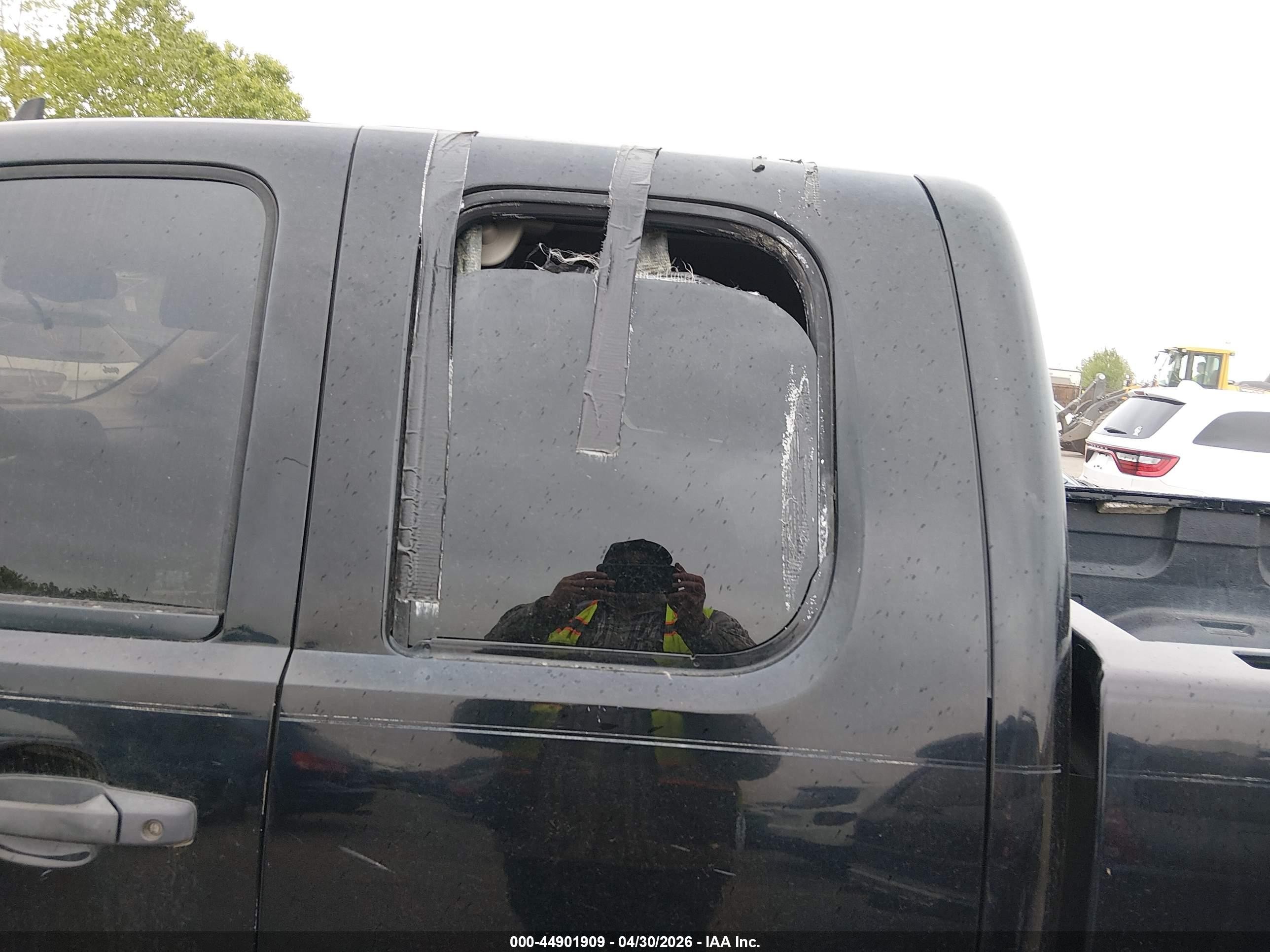 2011 Gmc Sierra 1500 Sle Black vin: 1GTR2VE39BZ400655