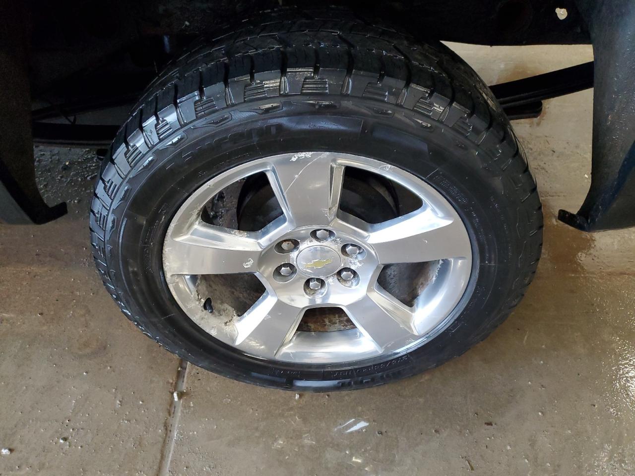 2011 Gmc Sierra K1500 Sle Black vin: 1GTR2VE3XBZ342264 Damage: Left Rear Wheel, Corrosion, > 12 Inches