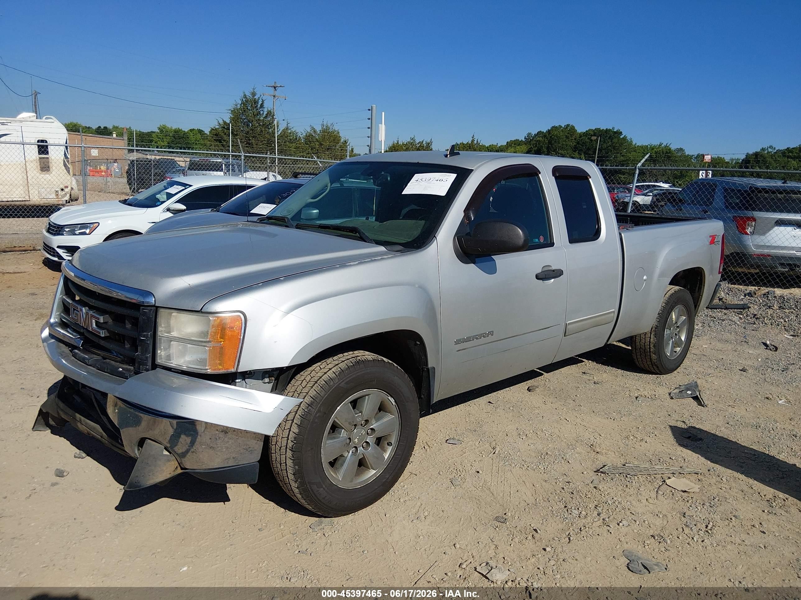 2011 Gmc Sierra 1500 Sle Silver vin: 1GTR2VE3XBZ443336