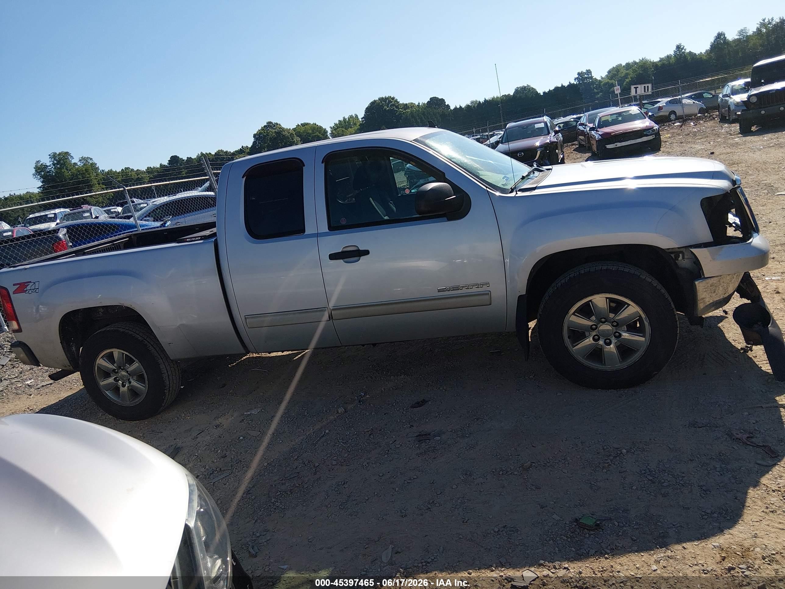 2011 Gmc Sierra 1500 Sle Silver vin: 1GTR2VE3XBZ443336