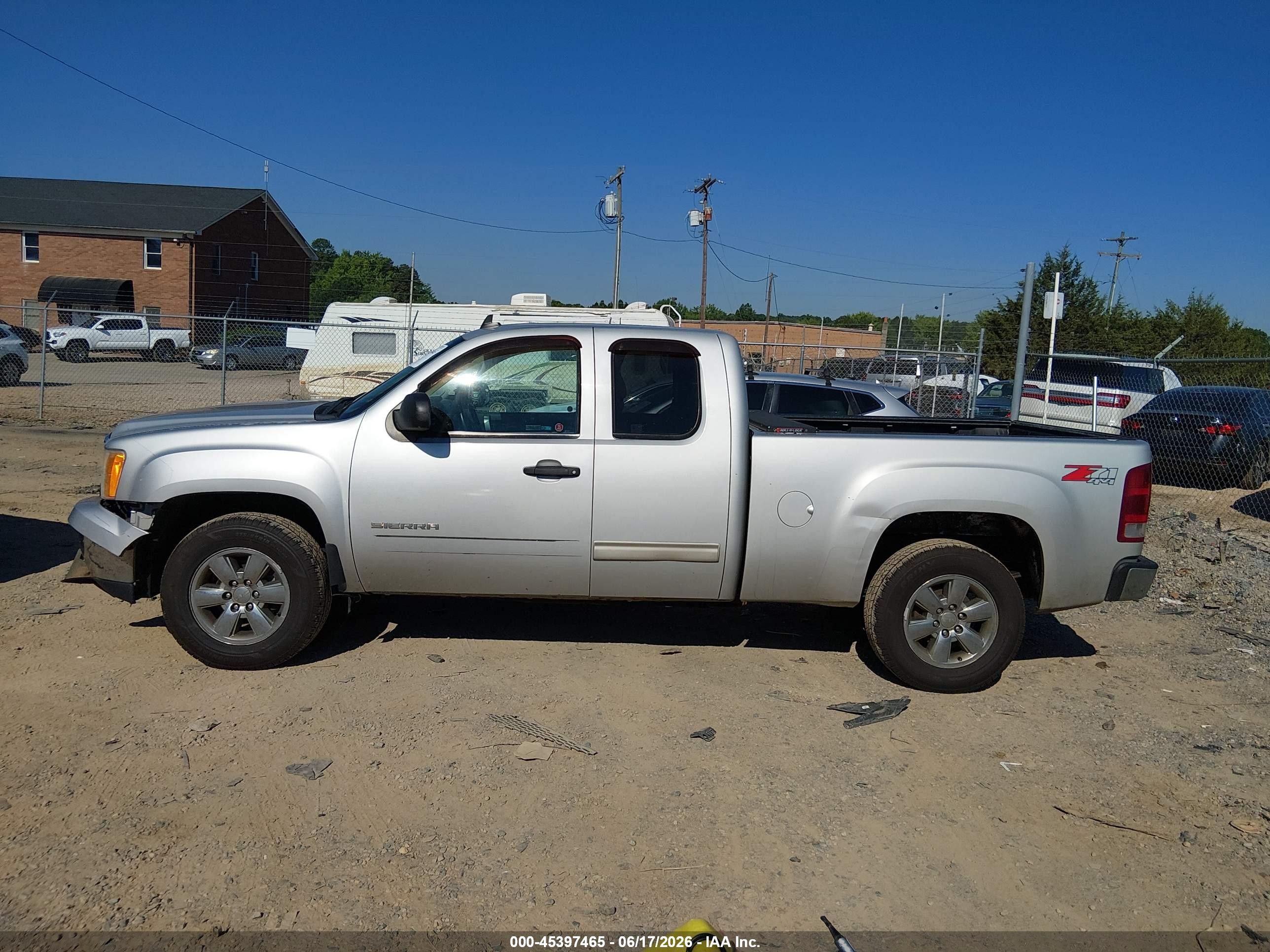 2011 Gmc Sierra 1500 Sle Silver vin: 1GTR2VE3XBZ443336
