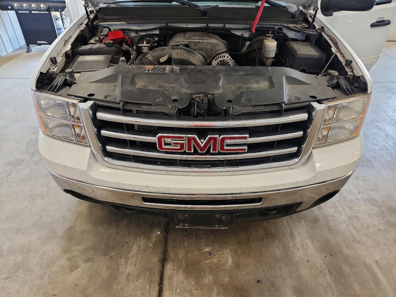 2013 Gmc Sierra K1500 Sle White vin: 1GTR2VE72DZ282096