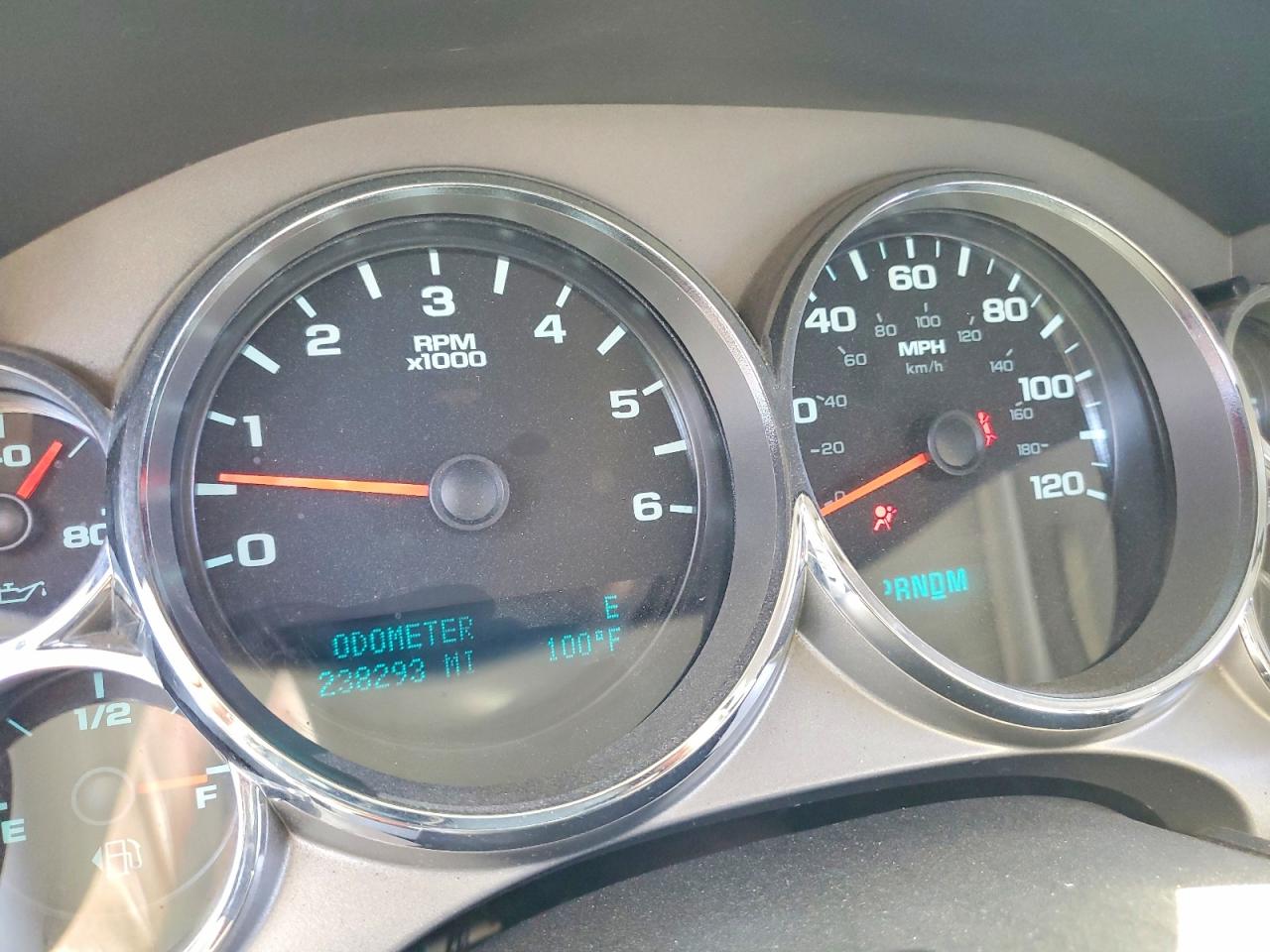 2013 Gmc Sierra K1500 Sle White vin: 1GTR2VE72DZ353197