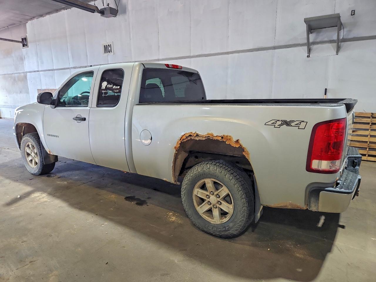 2013 Gmc Sierra K1500 Sle Серебряный vin: 1GTR2VE73DZ277831