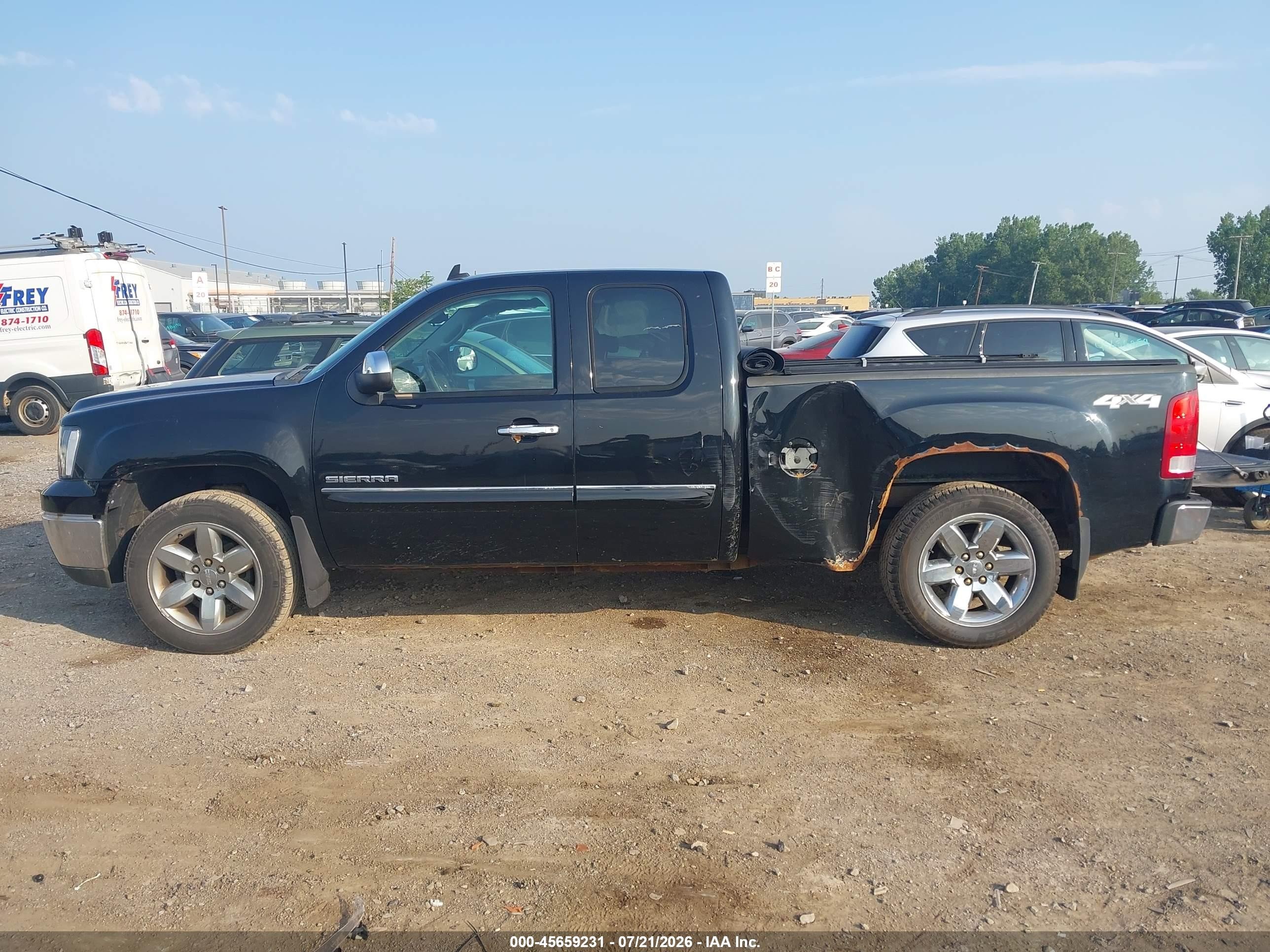 2013 Gmc Sierra 1500 Sle Черный vin: 1GTR2VE73DZ278557