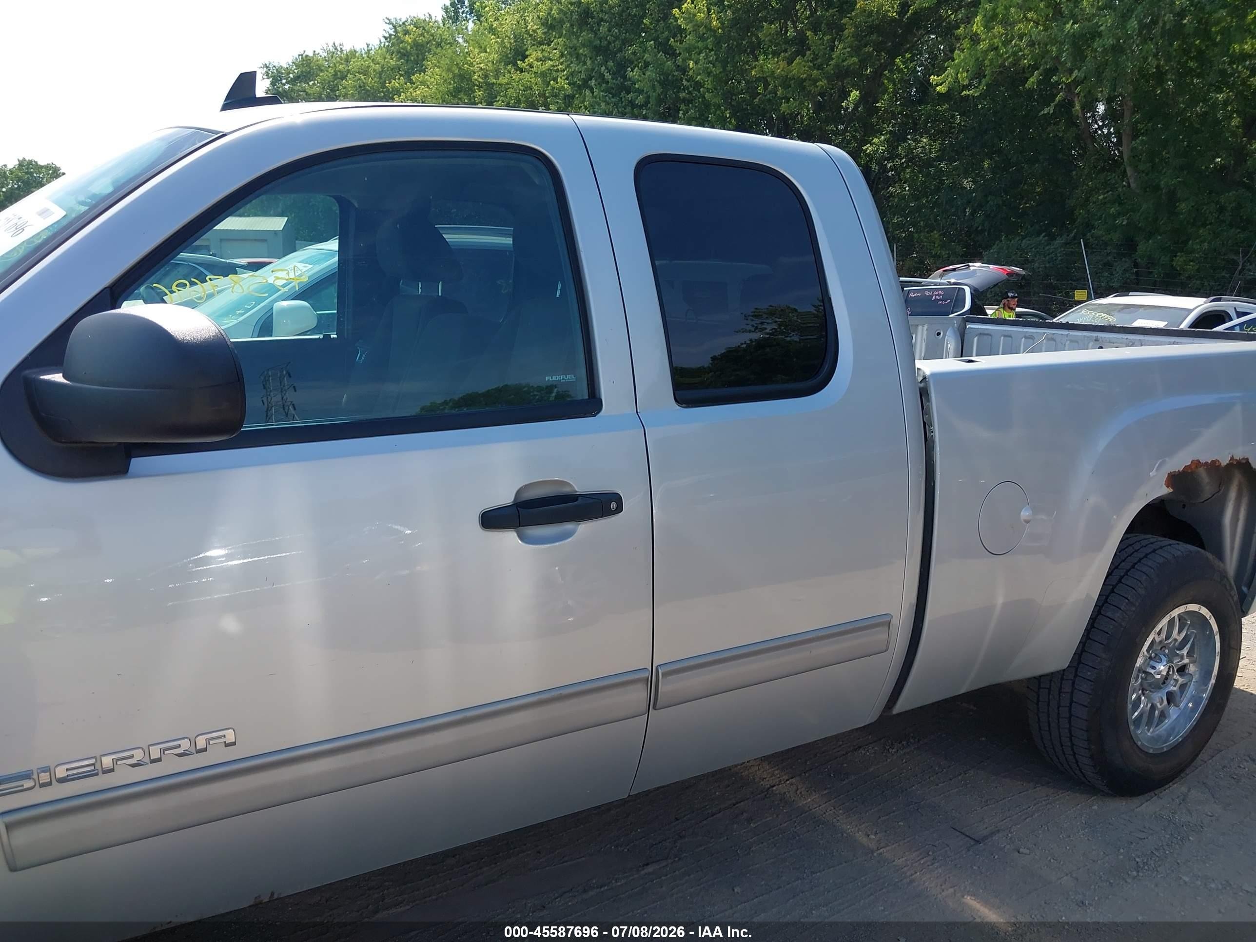 2013 Gmc Sierra 1500 Sle Silver vin: 1GTR2VE73DZ314568