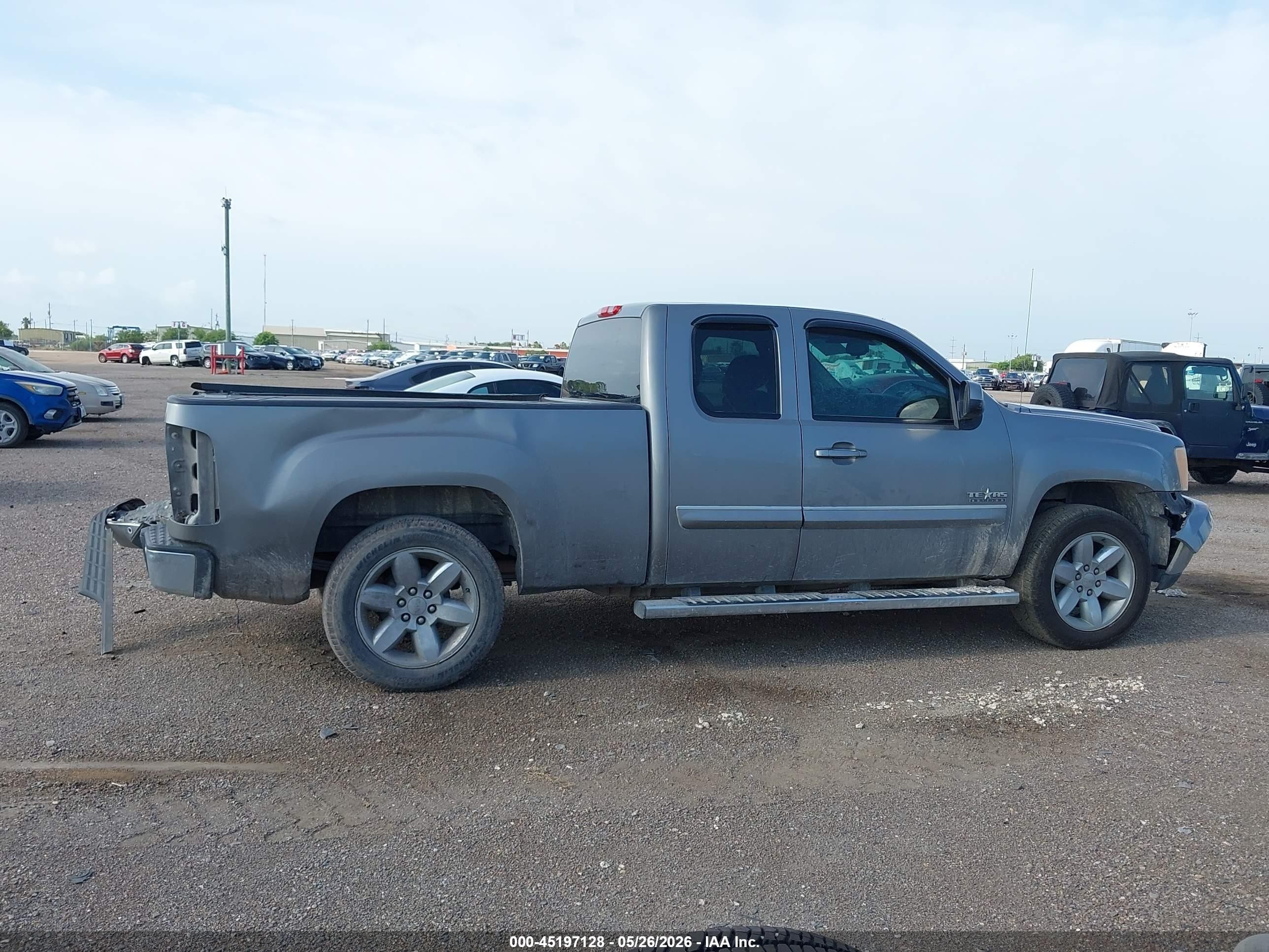 2013 Gmc Sierra 1500 Sle Silver vin: 1GTR2VE74DZ261850