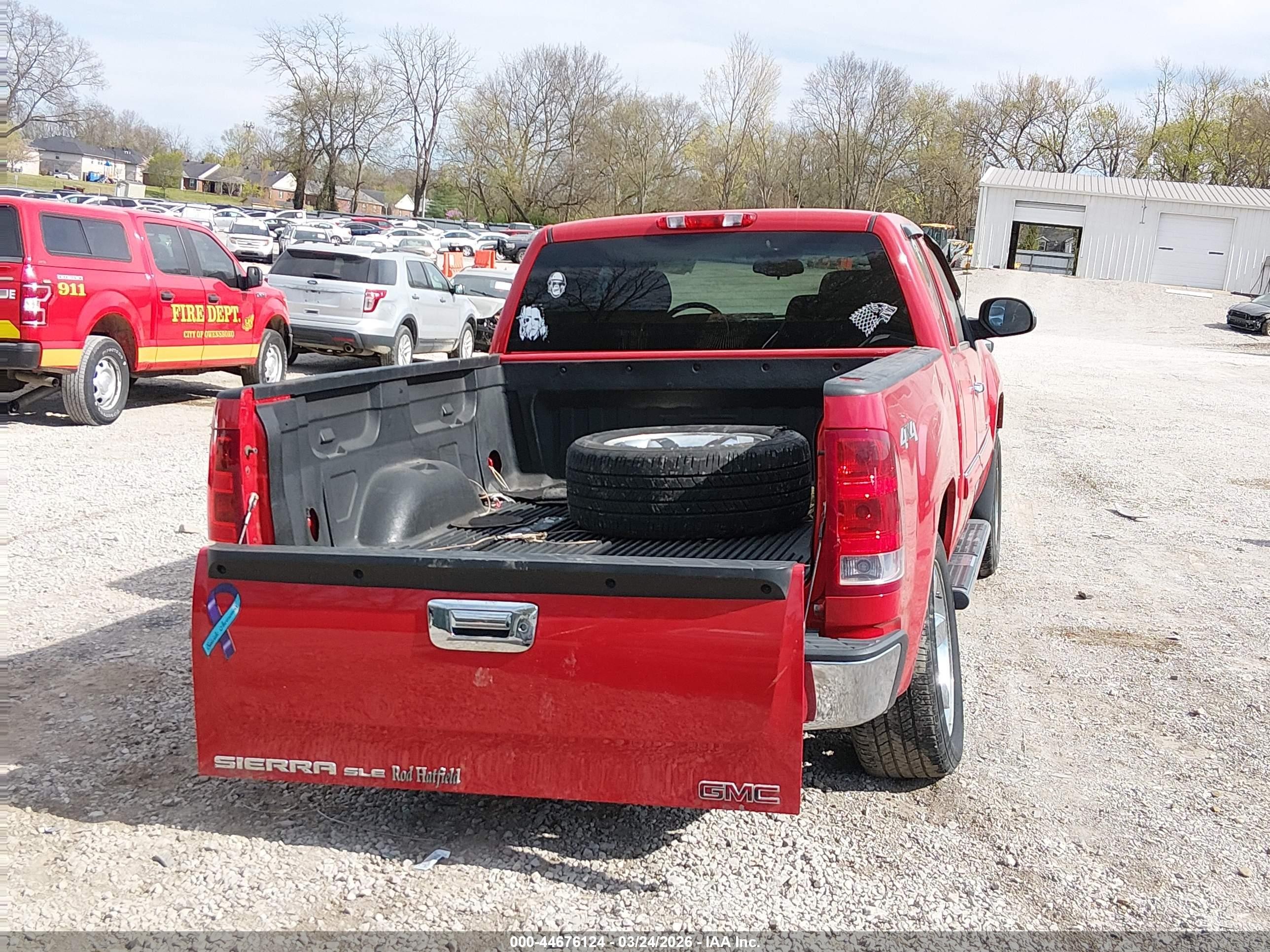 2013 Gmc Sierra 1500 Sle Red vin: 1GTR2VE75DZ209725