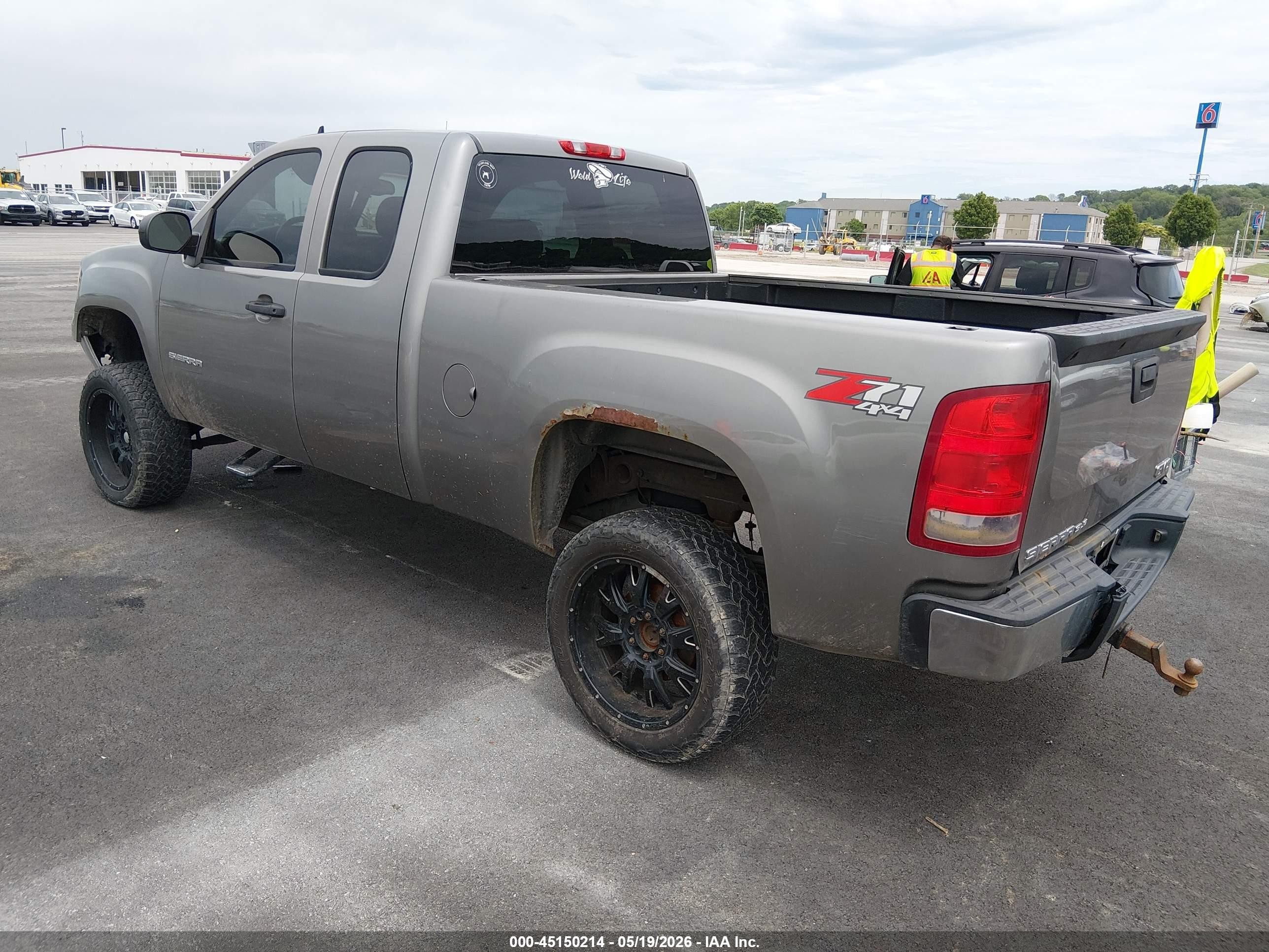 2013 Gmc Sierra 1500 Sle Silver vin: 1GTR2VE75DZ282027